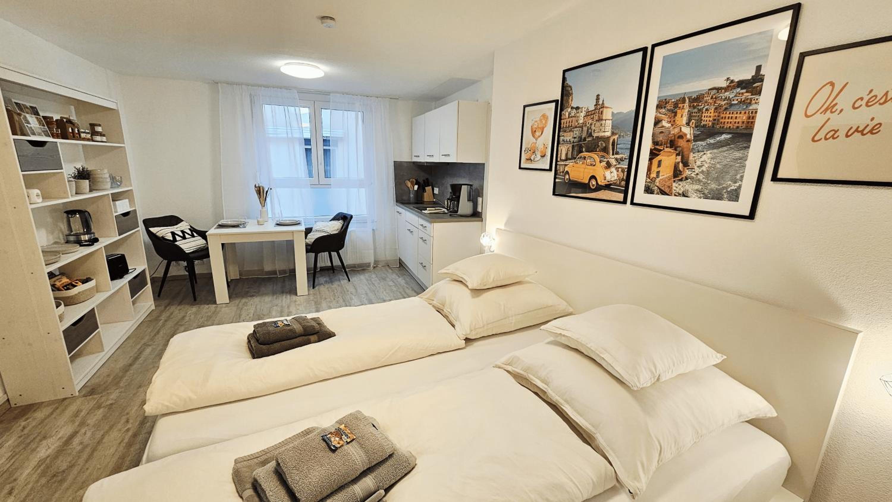Studio Apartment photo 2