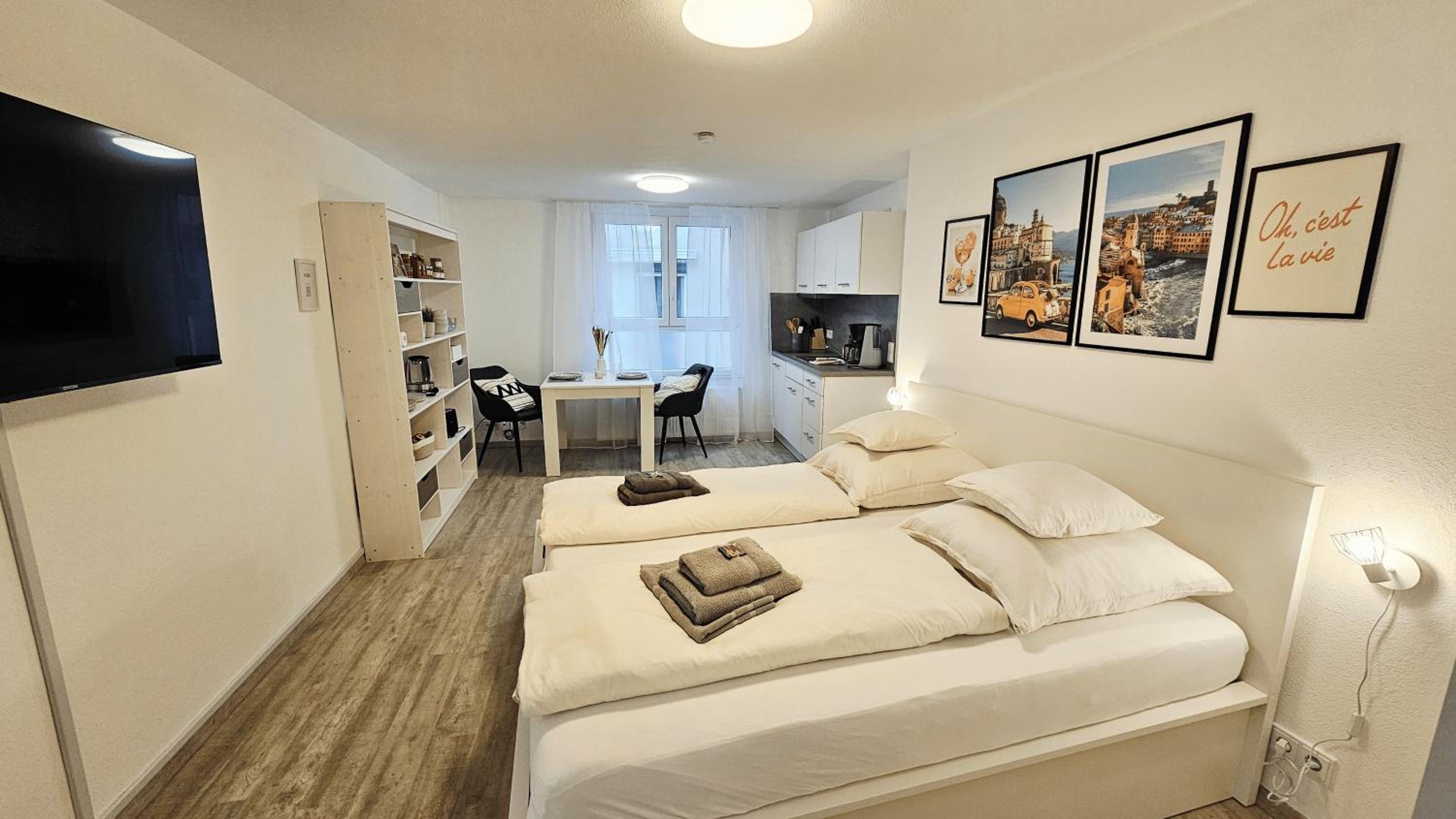 Studio Apartment photo 3