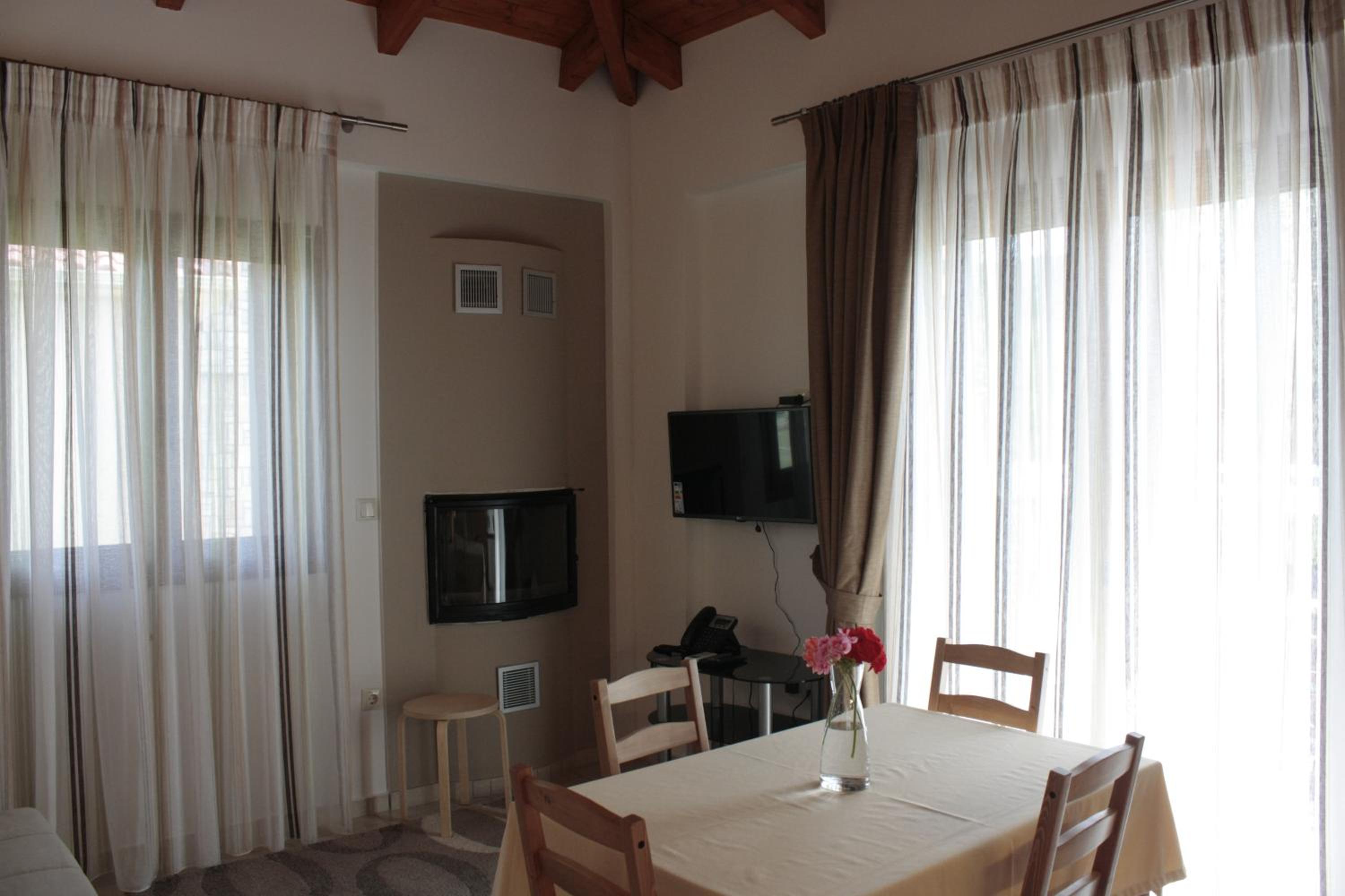 Apartment - Photo 6