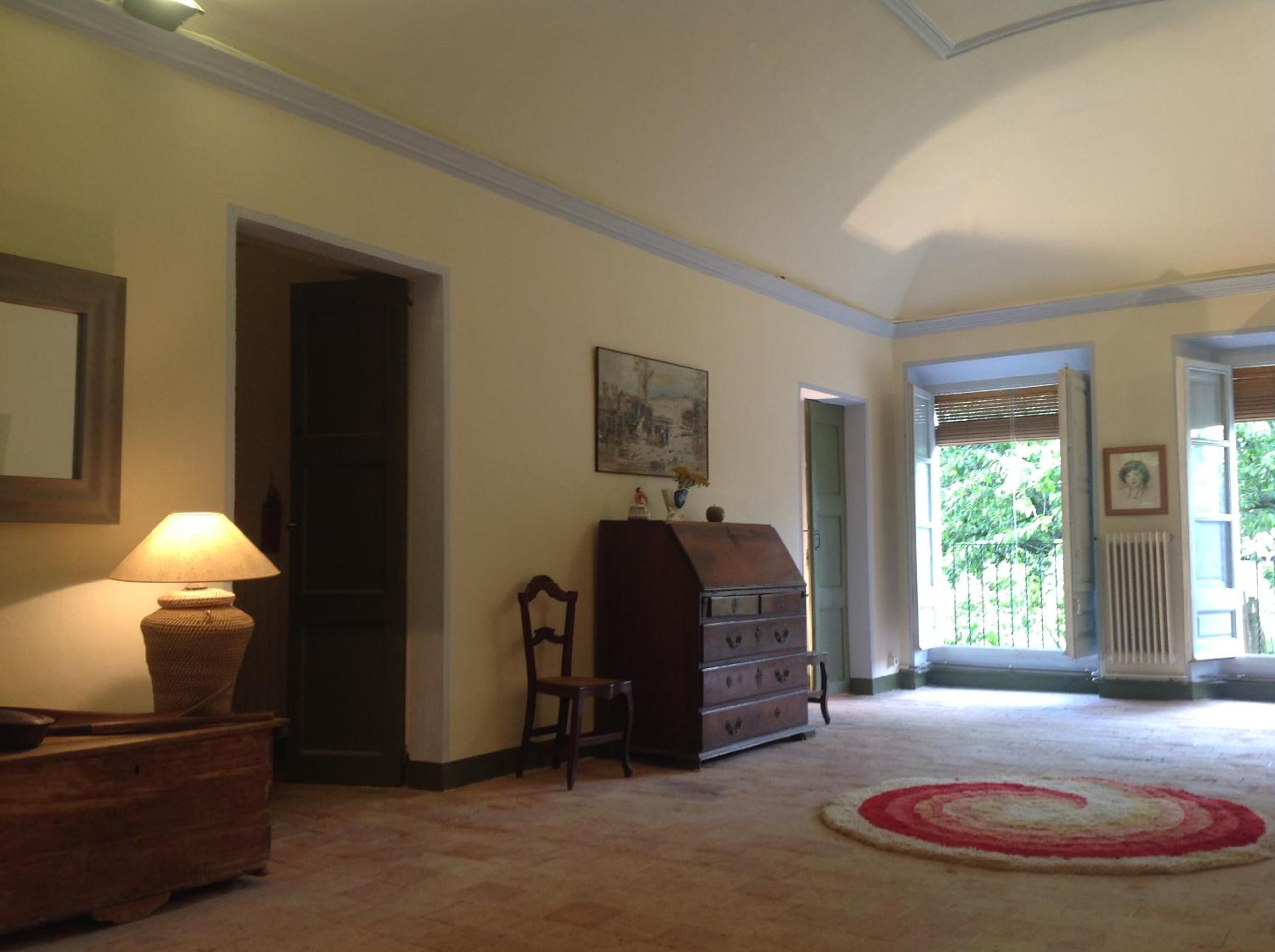 Casa de cuatro habitaciones