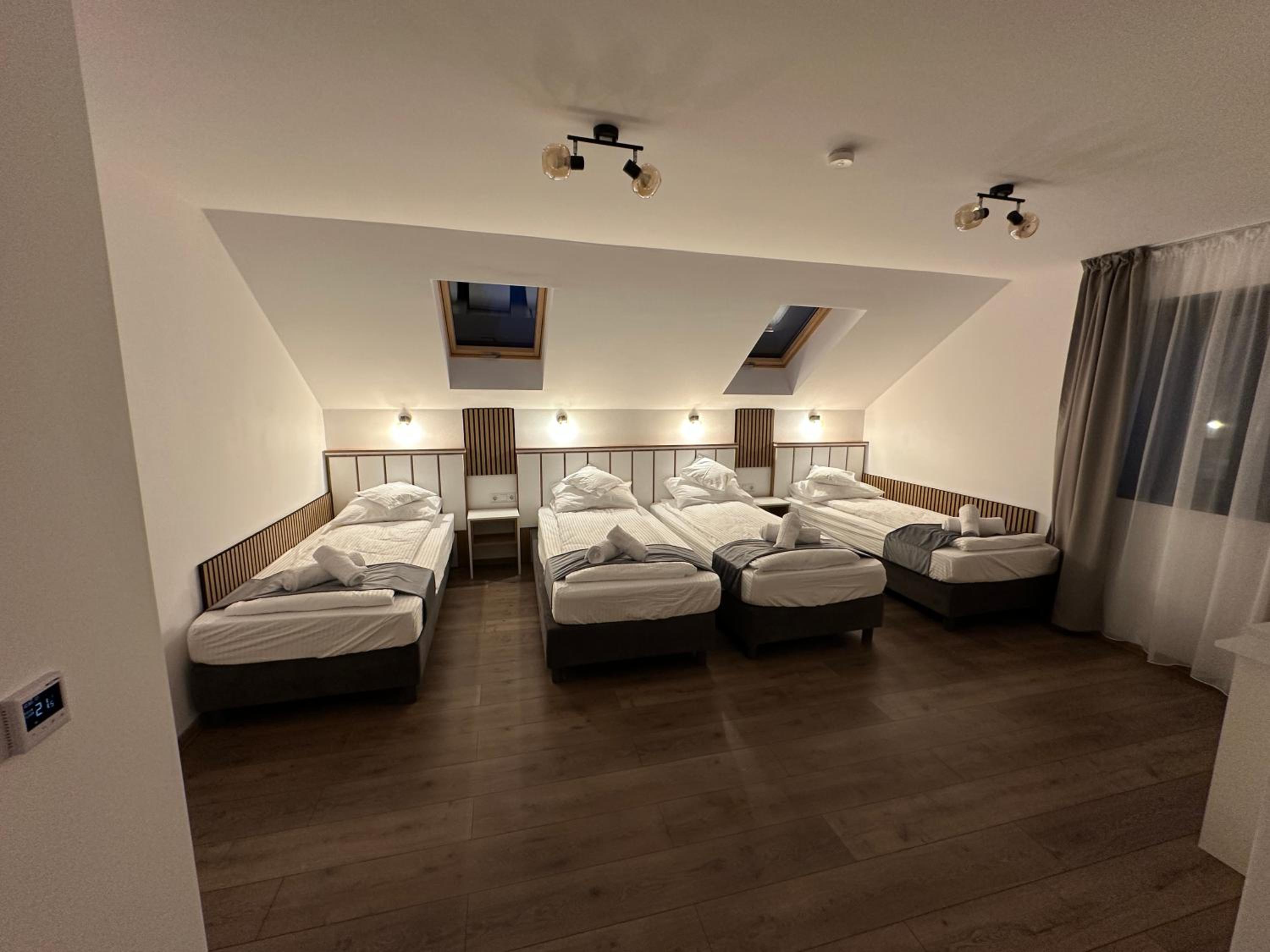 Quadruple Room photo 2