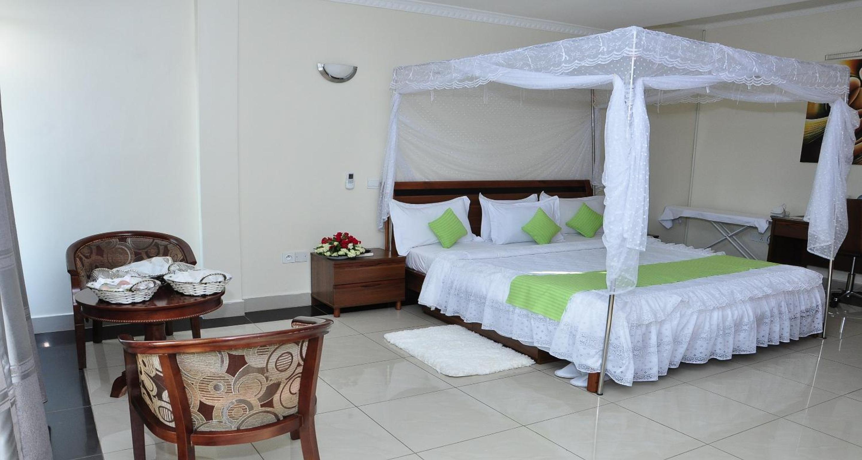 Deluxe Double Room with Balcony photo 1