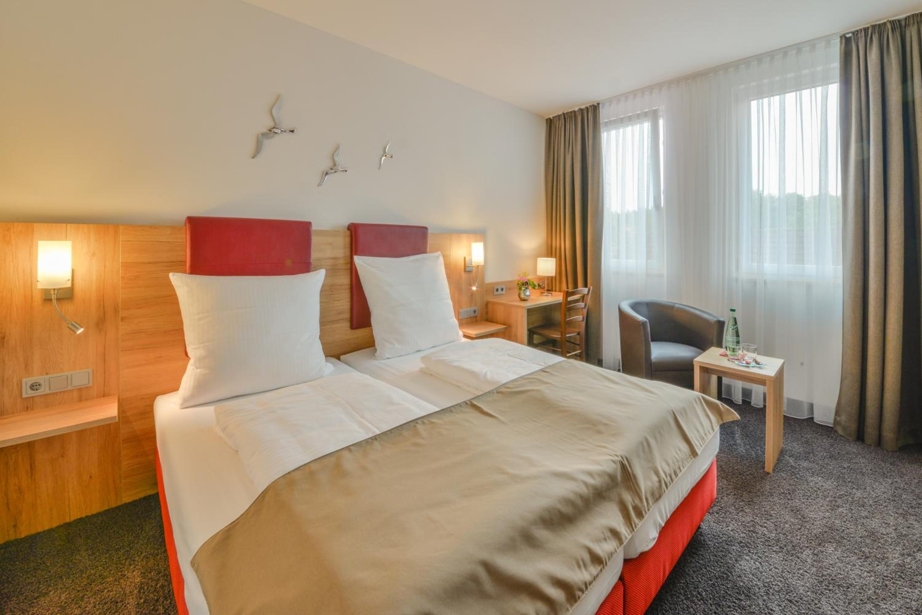 Double Room - Photo 5