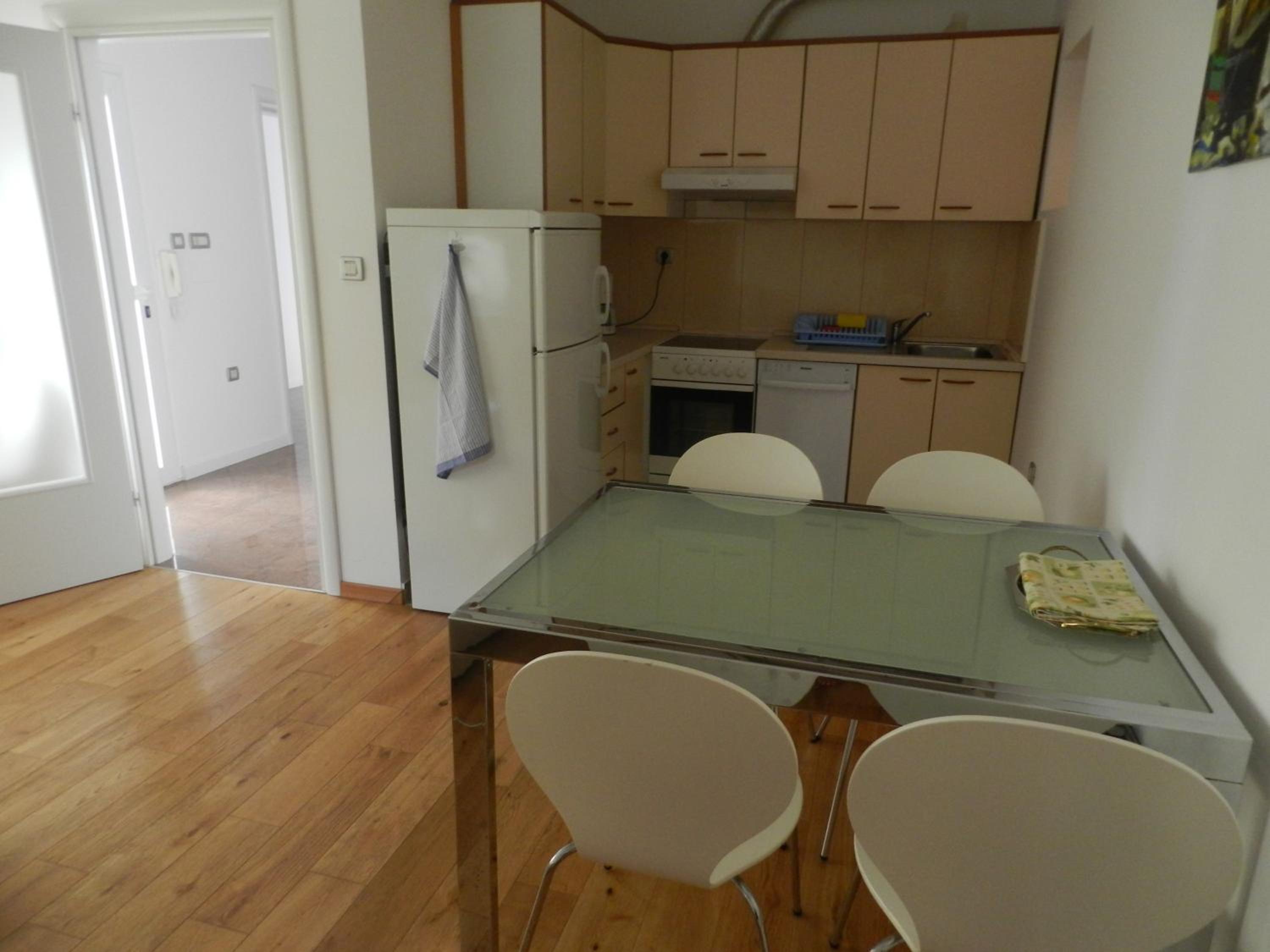 Two-Bedroom Apartment with Terrace and Sea View photo 2