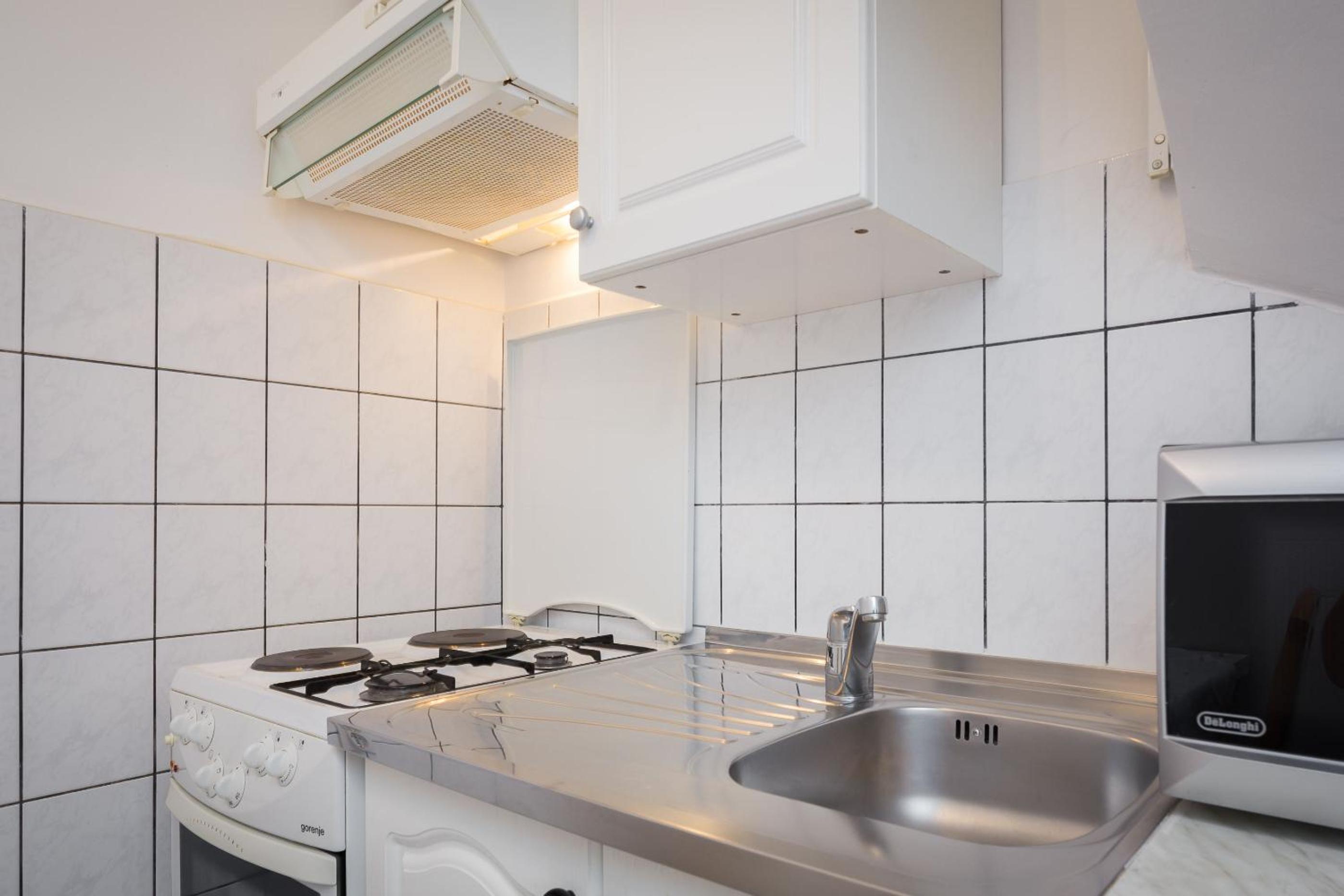 Studio Apartment photo 3