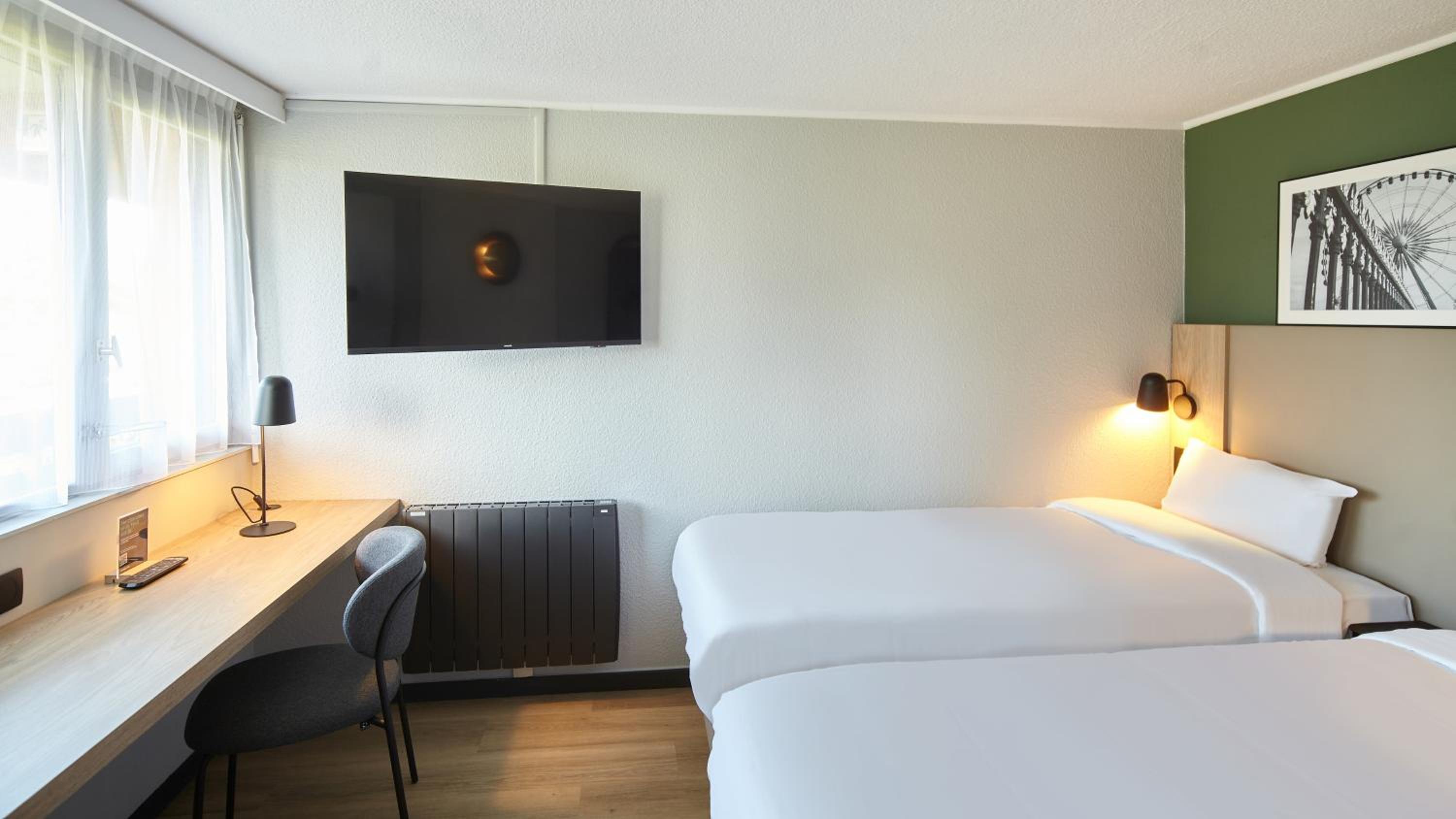 Standard Room - 2 Single Beds - Photo 4