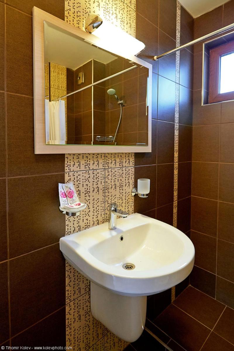 Deluxe Double Room with Balcony photo 3