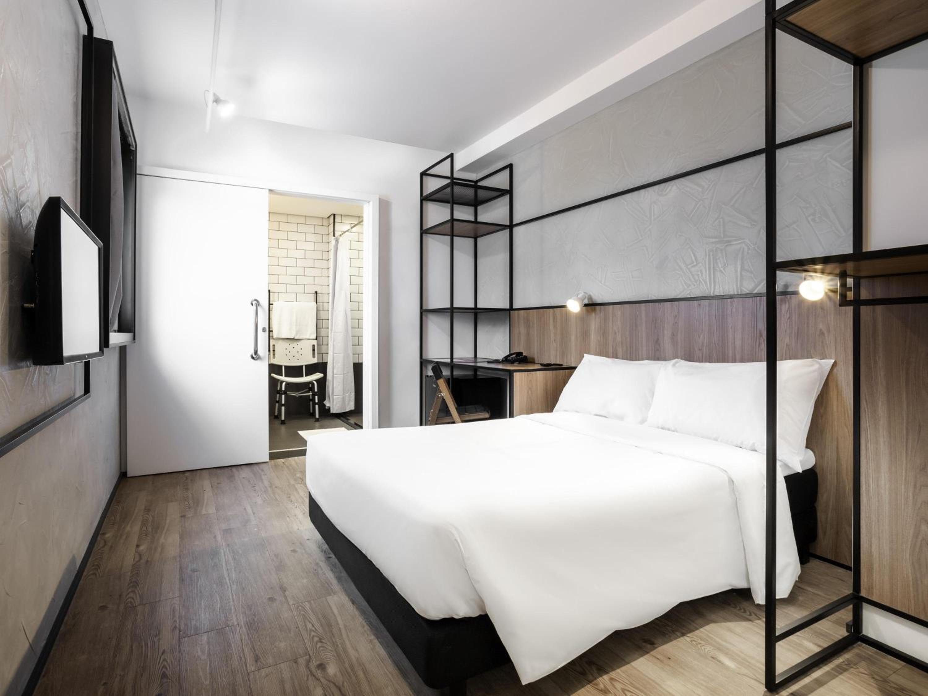 Standard Room - Mobility Accessible