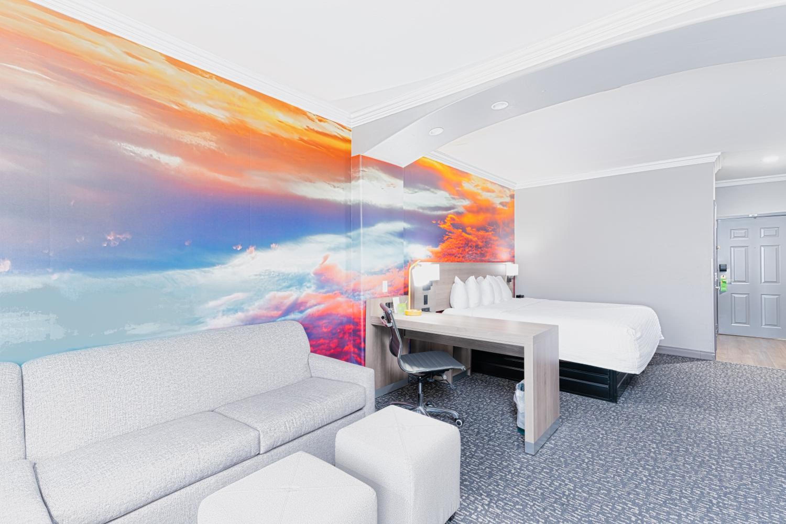 King Studio Suite - Non-Smoking - Photo 6