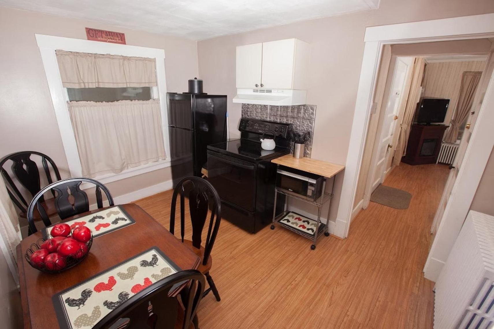 One-Bedroom Suite