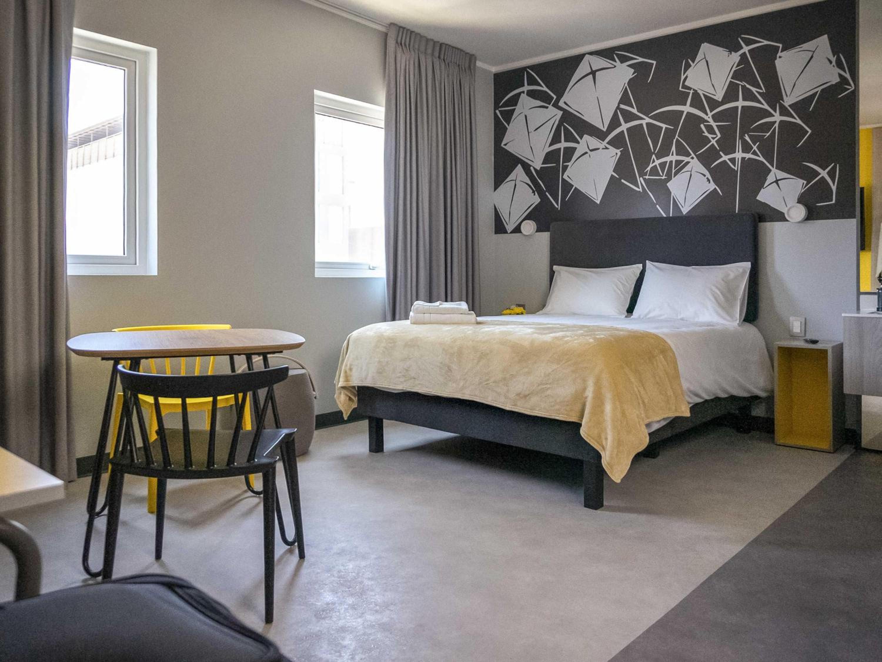Superior Room with One Double and One Sofa Bed - Photo 2