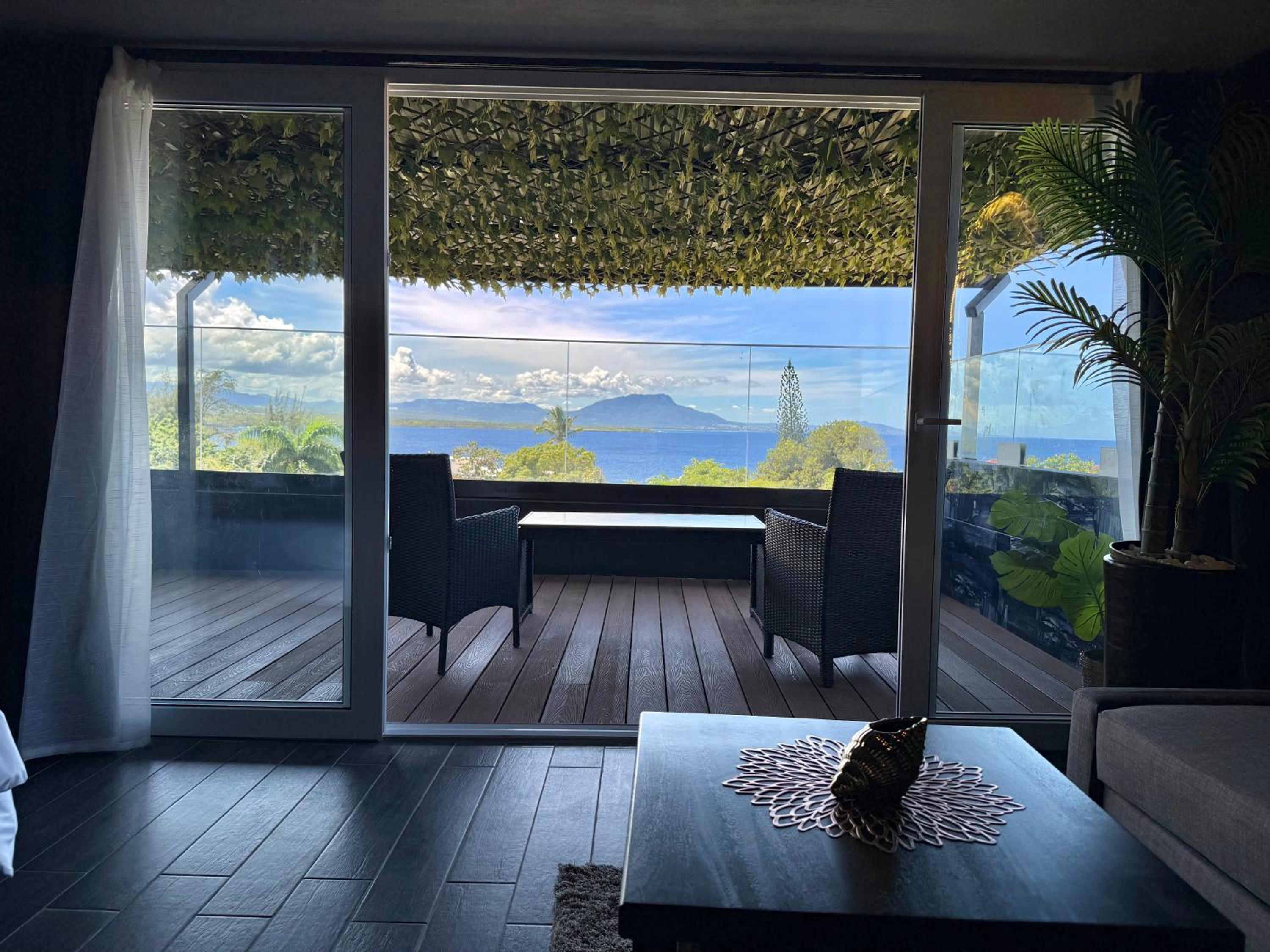 Suite with Hot Tub