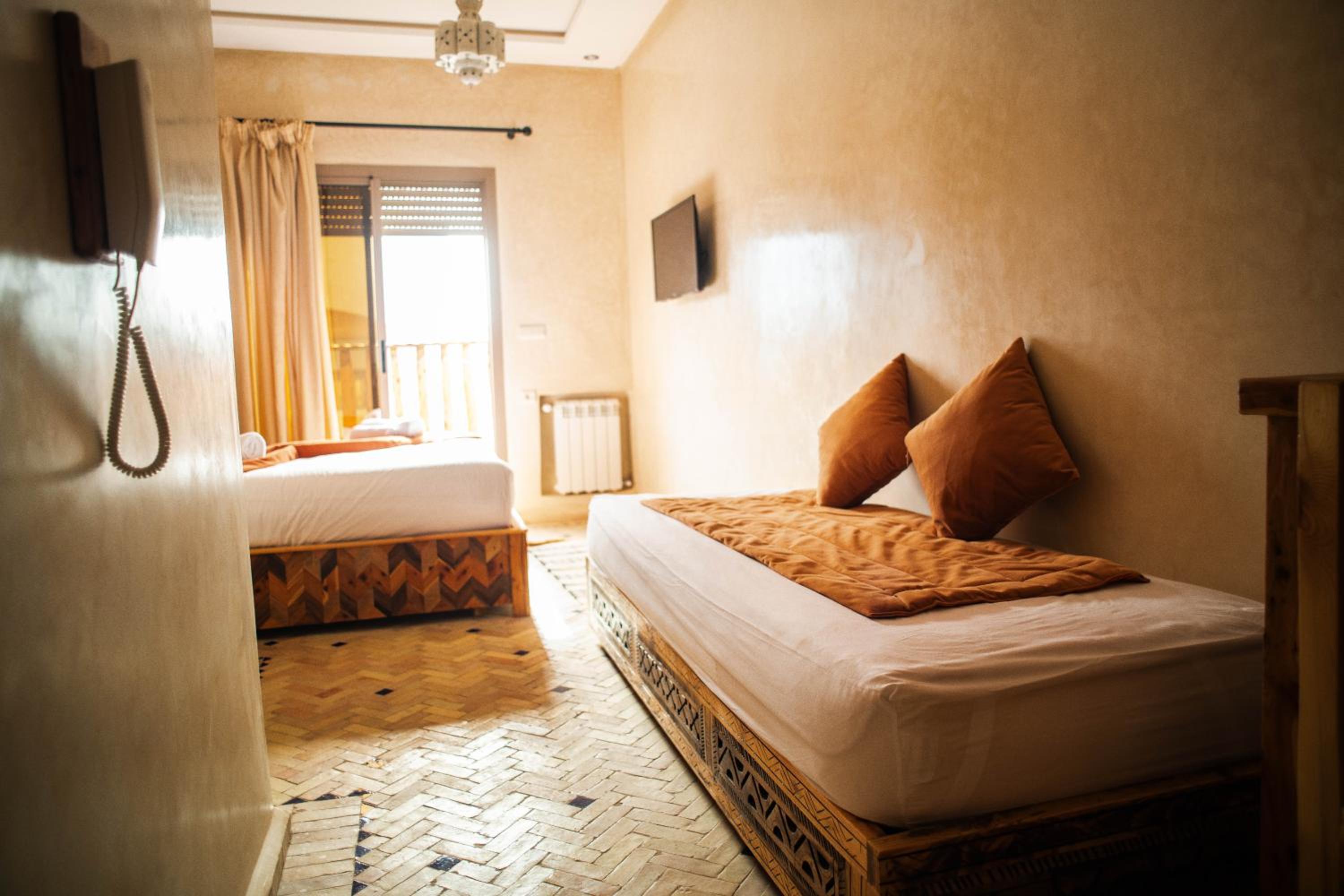 Superior Triple Room with Sea View photo 2