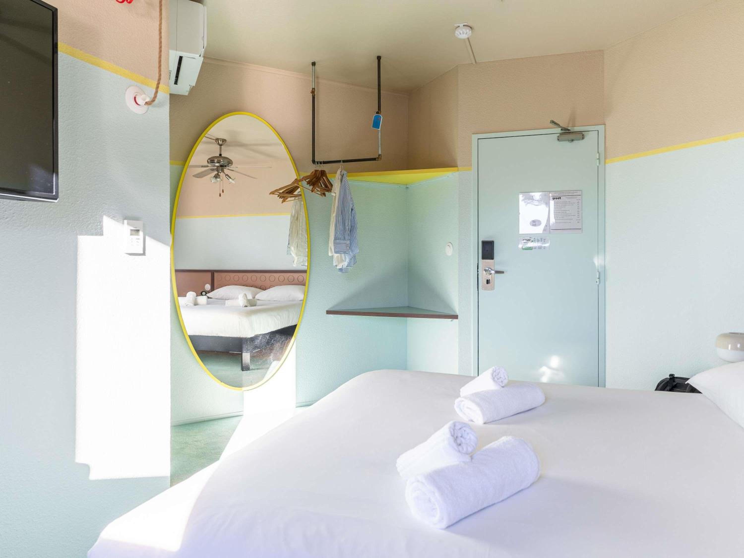Little Pop Single Room