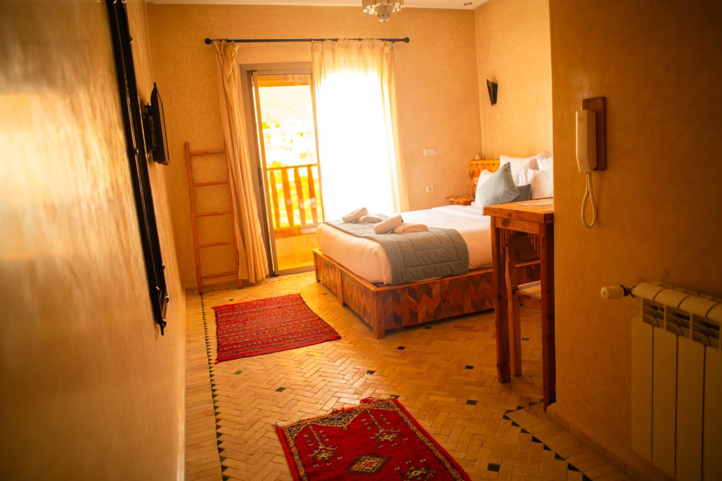 Double Room with Balcony photo 2
