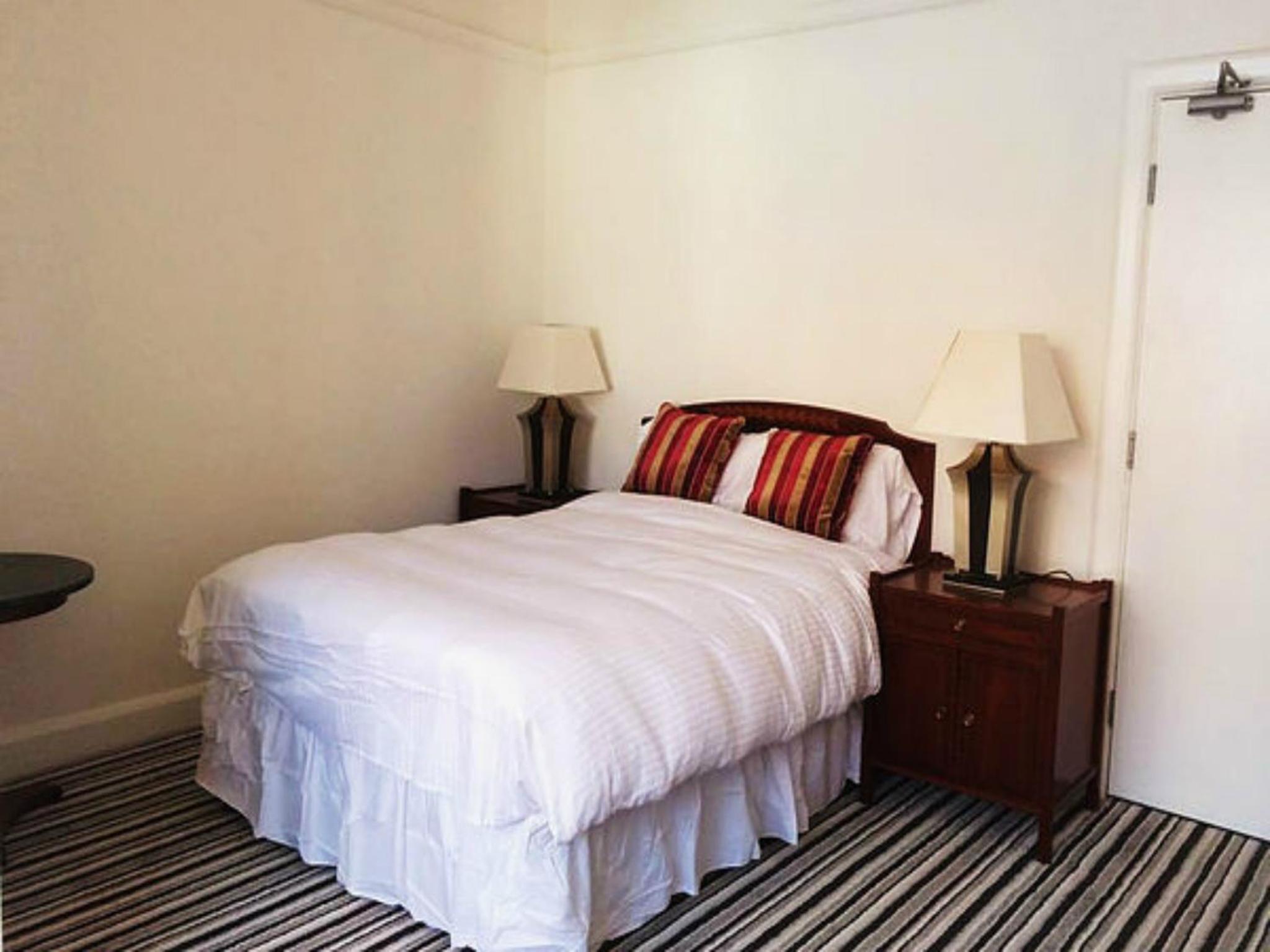 Large Double Room - Photo 2