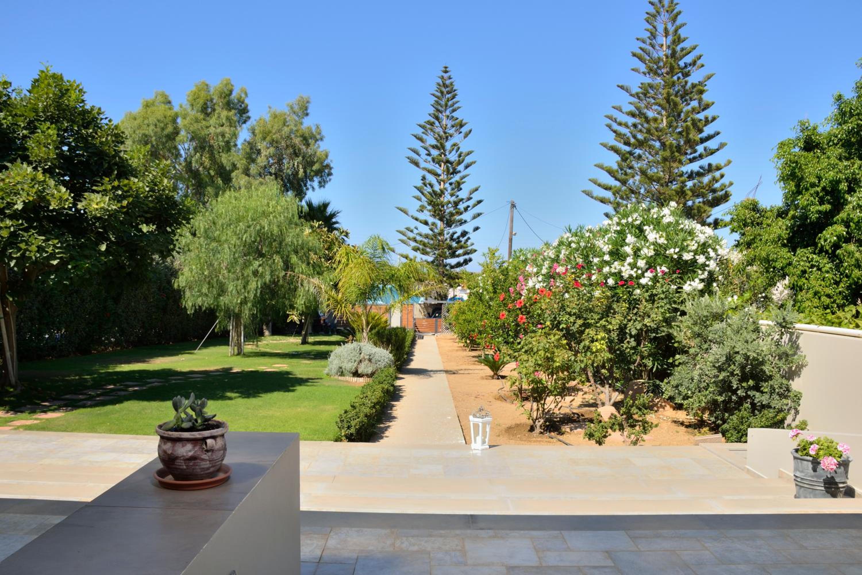 Villa - Beach Front photo 2