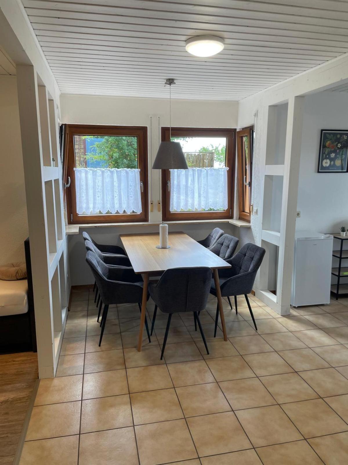 Three-Bedroom Apartment with Balcony photo 3