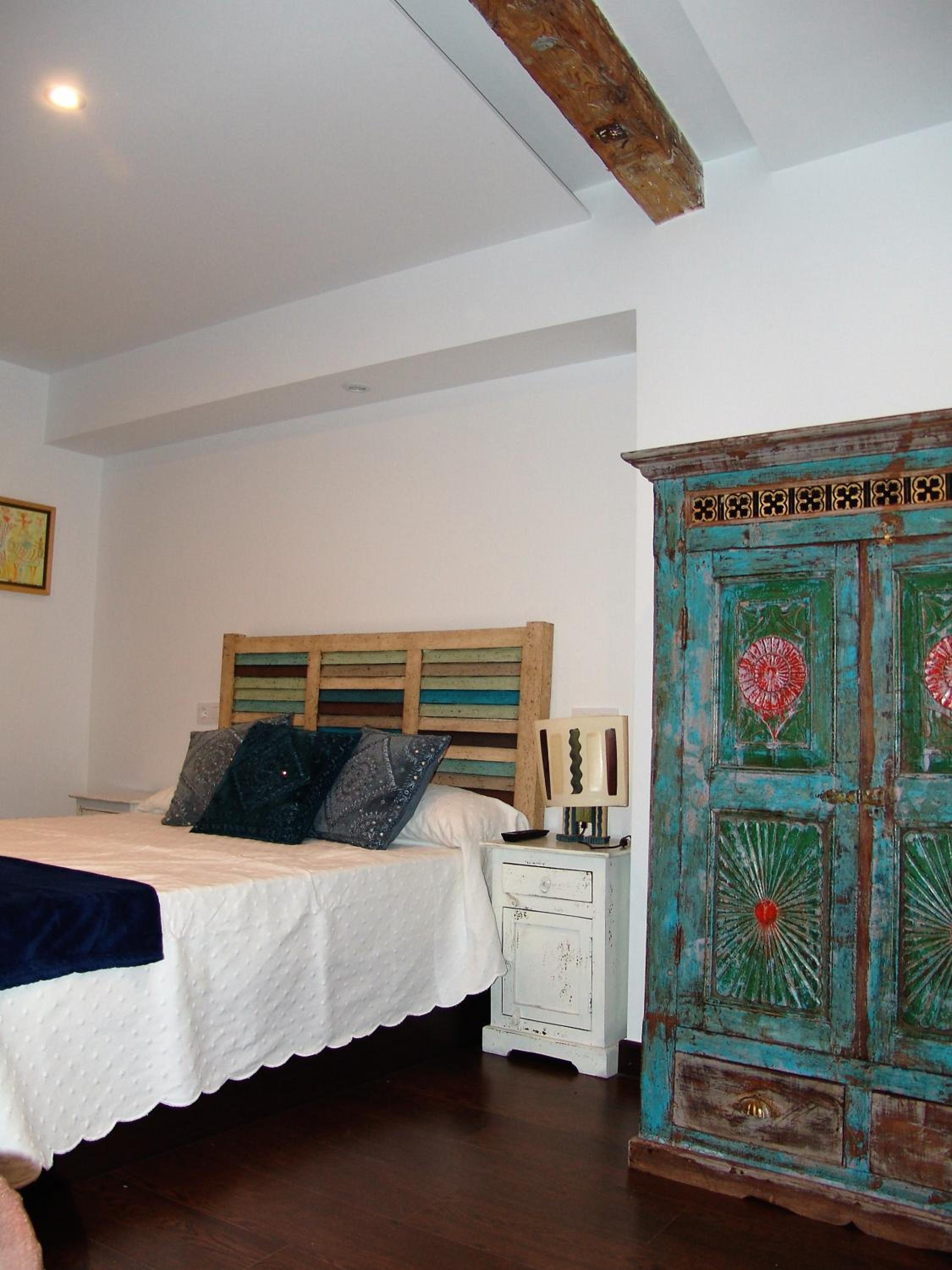 One-Bedroom Apartment - Photo 5
