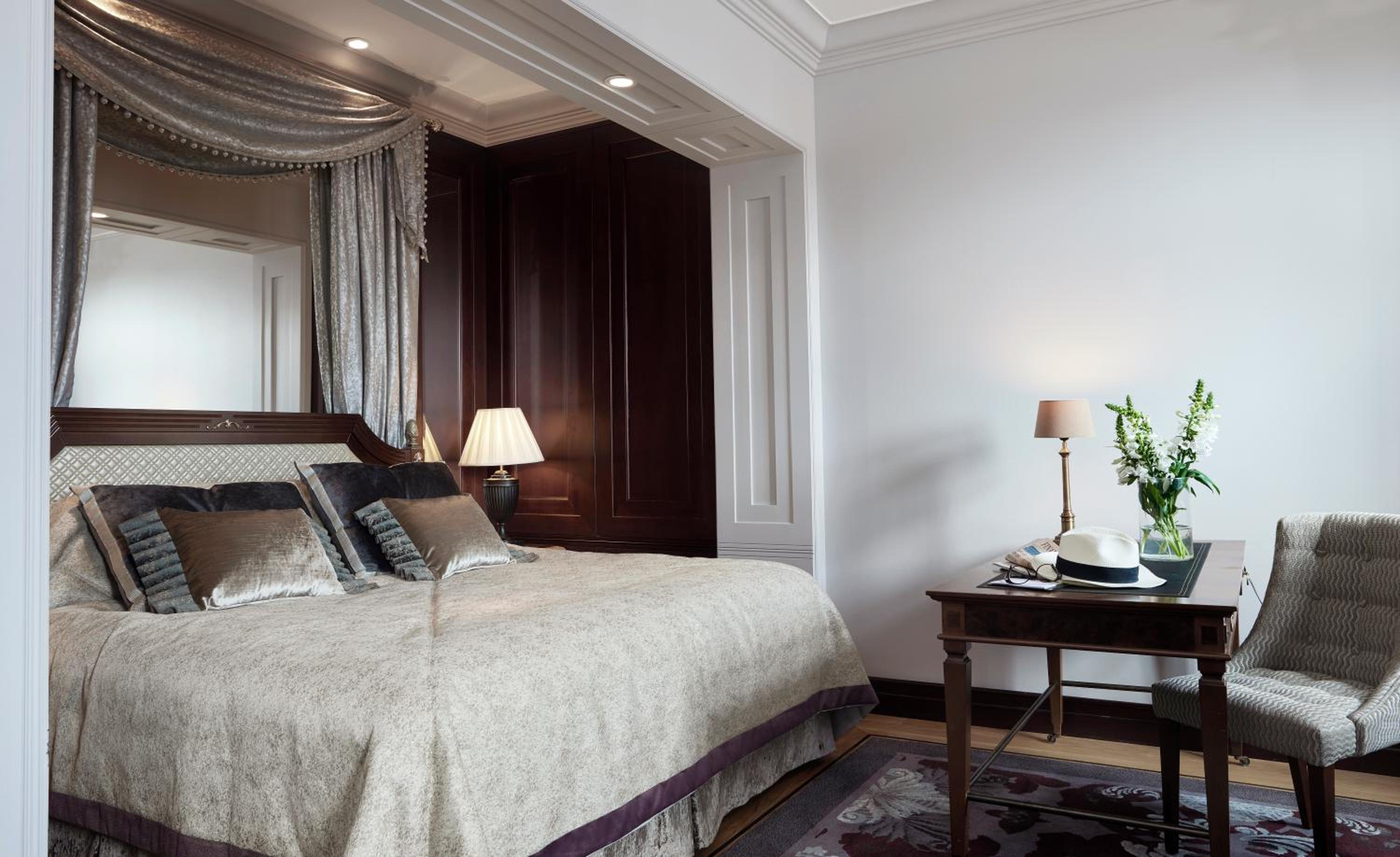 Executive Room with Lounge Access
