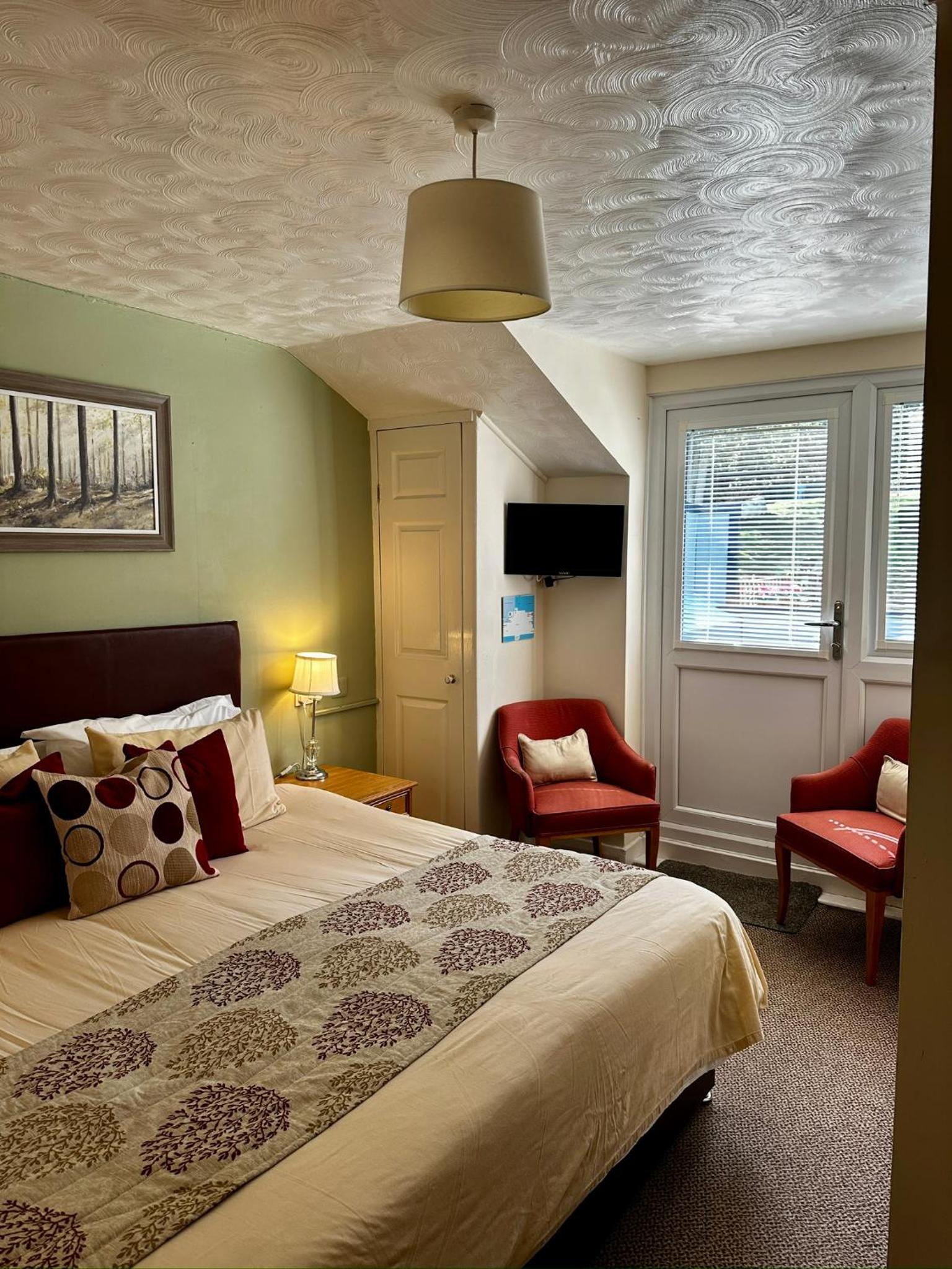 Double Room with Balcony - Photo 1