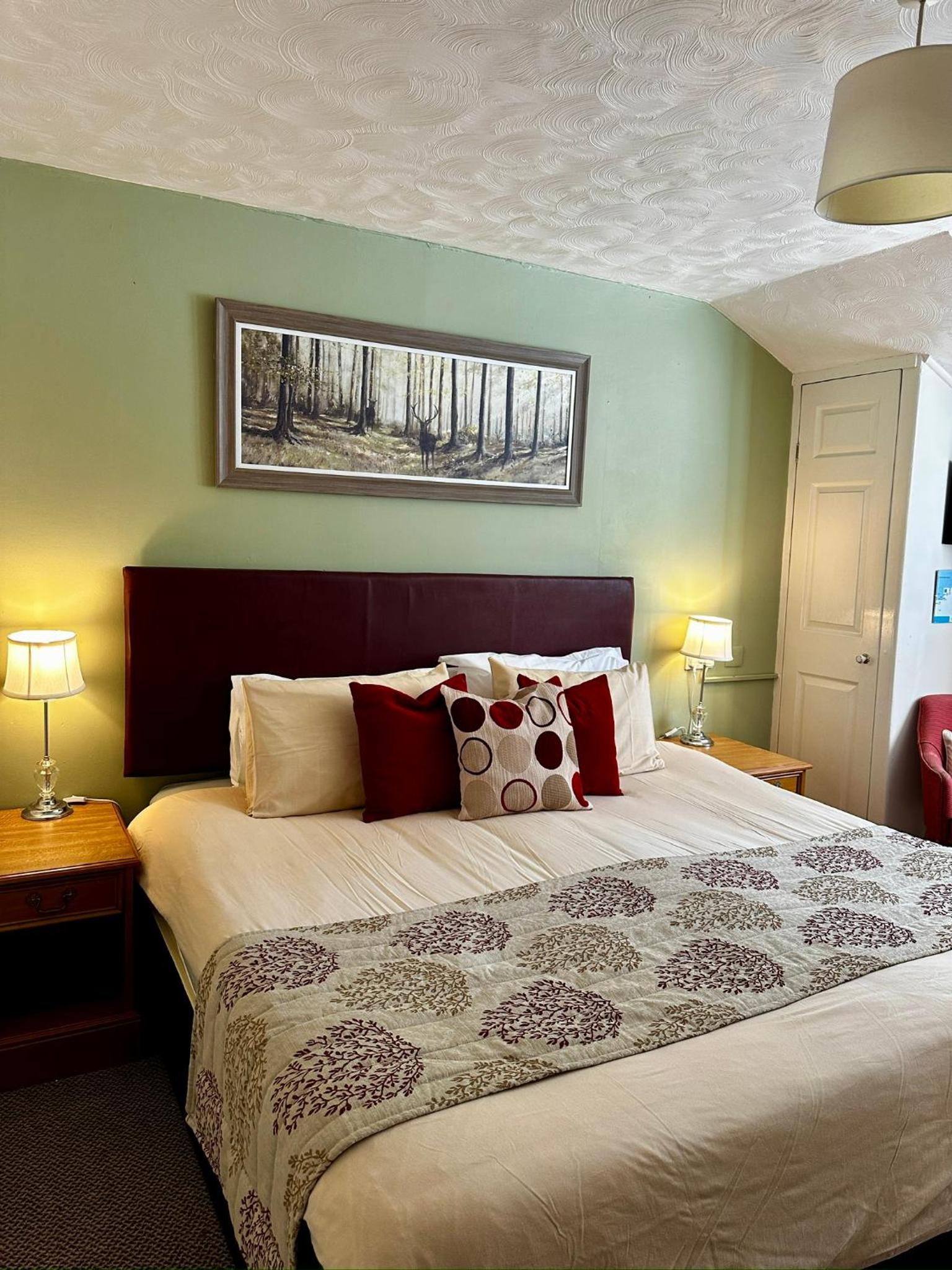 Double Room with Balcony - Photo 6