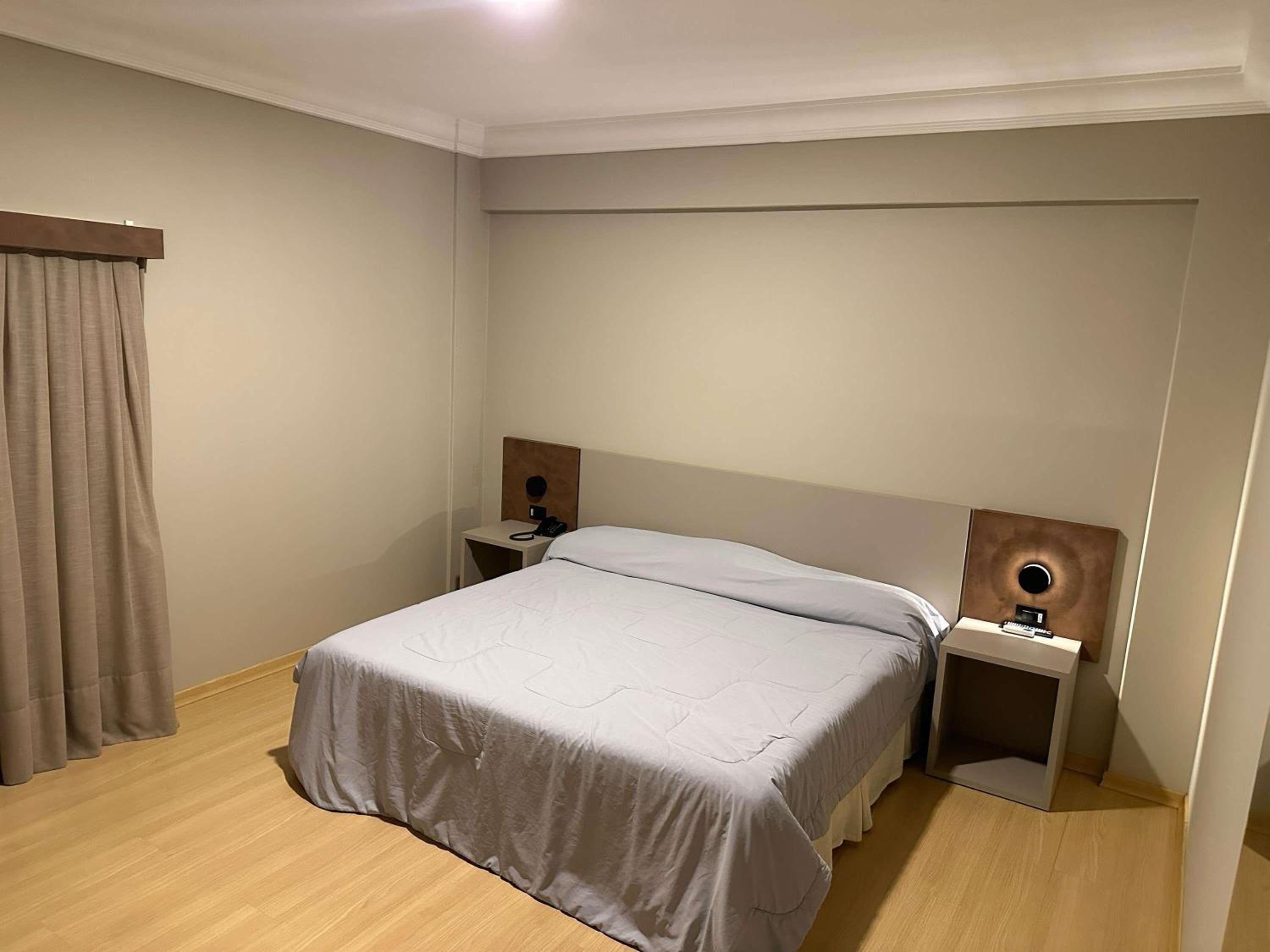 Superior King Suite photo 1