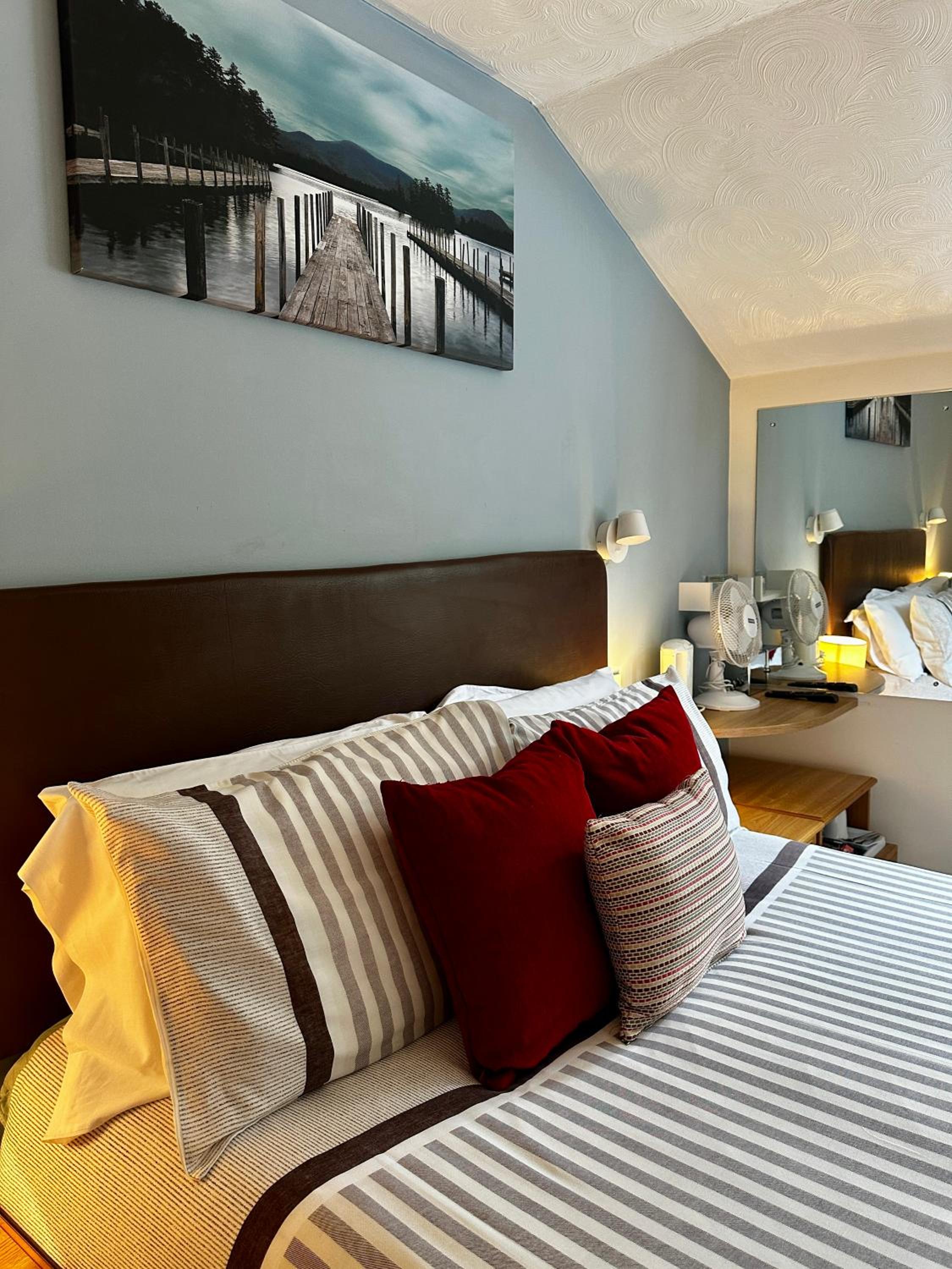 Double Room - Photo 5