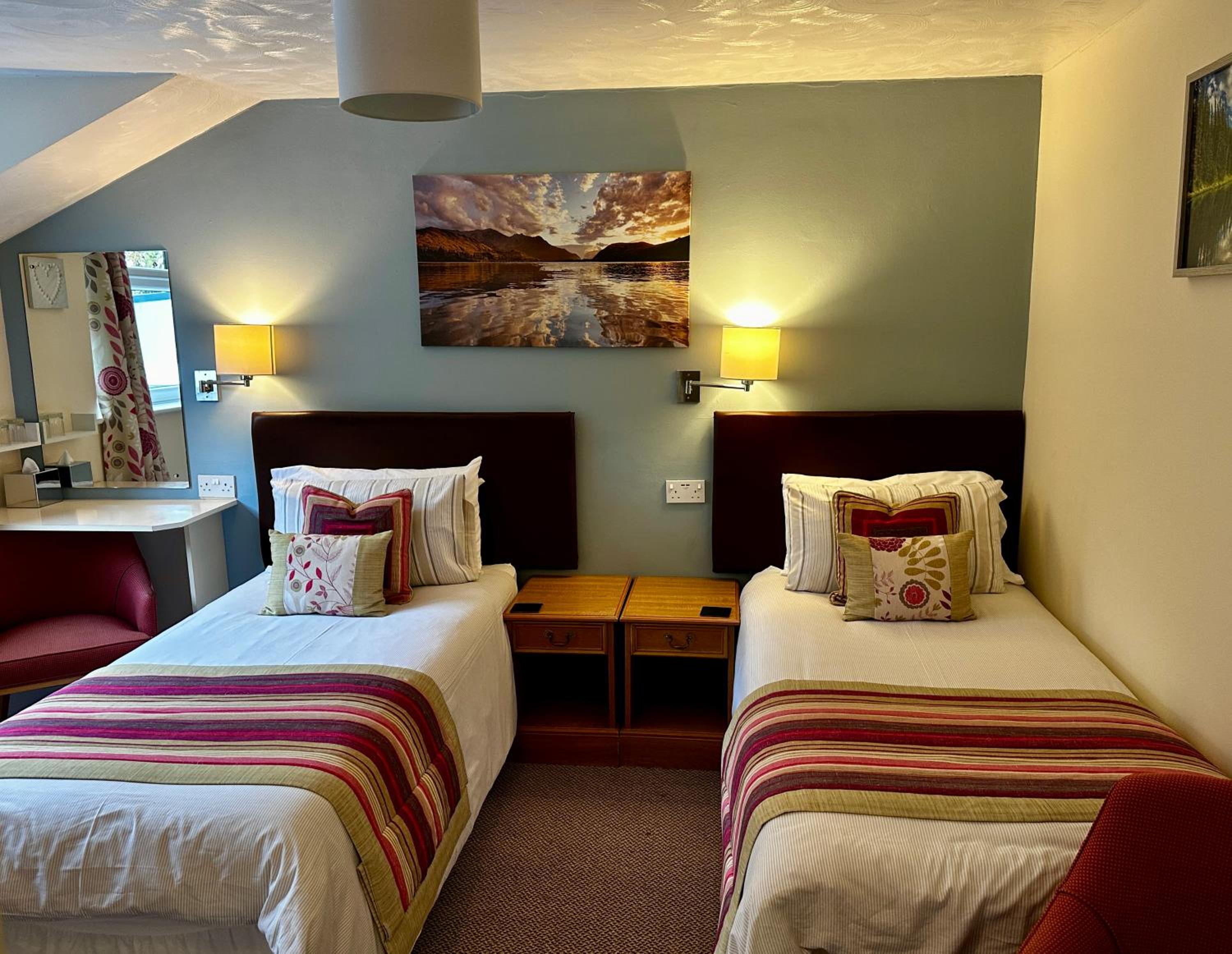 Standard Twin Room - Photo 18