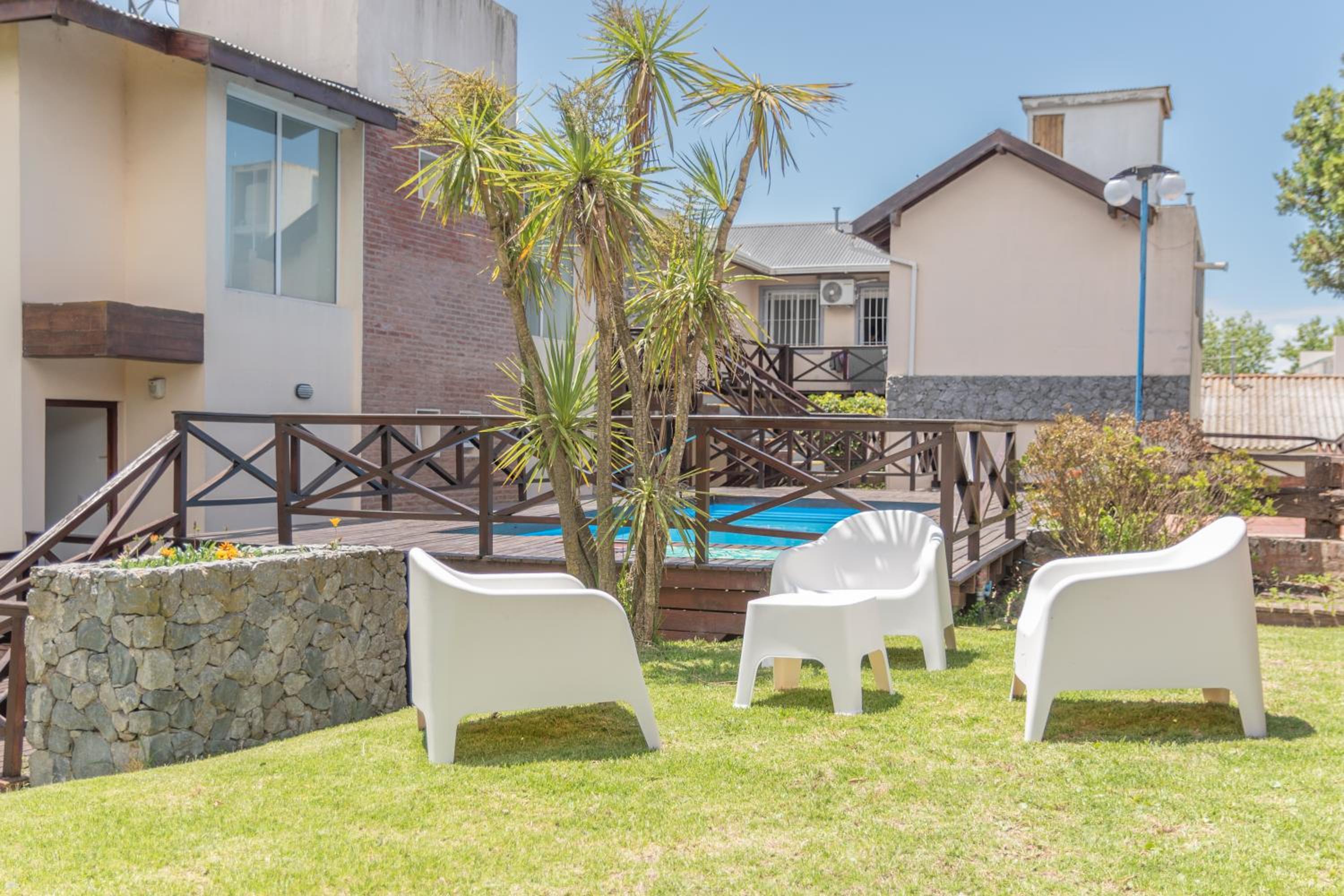 Deluxe One-Bedroom Apartment with Garden View