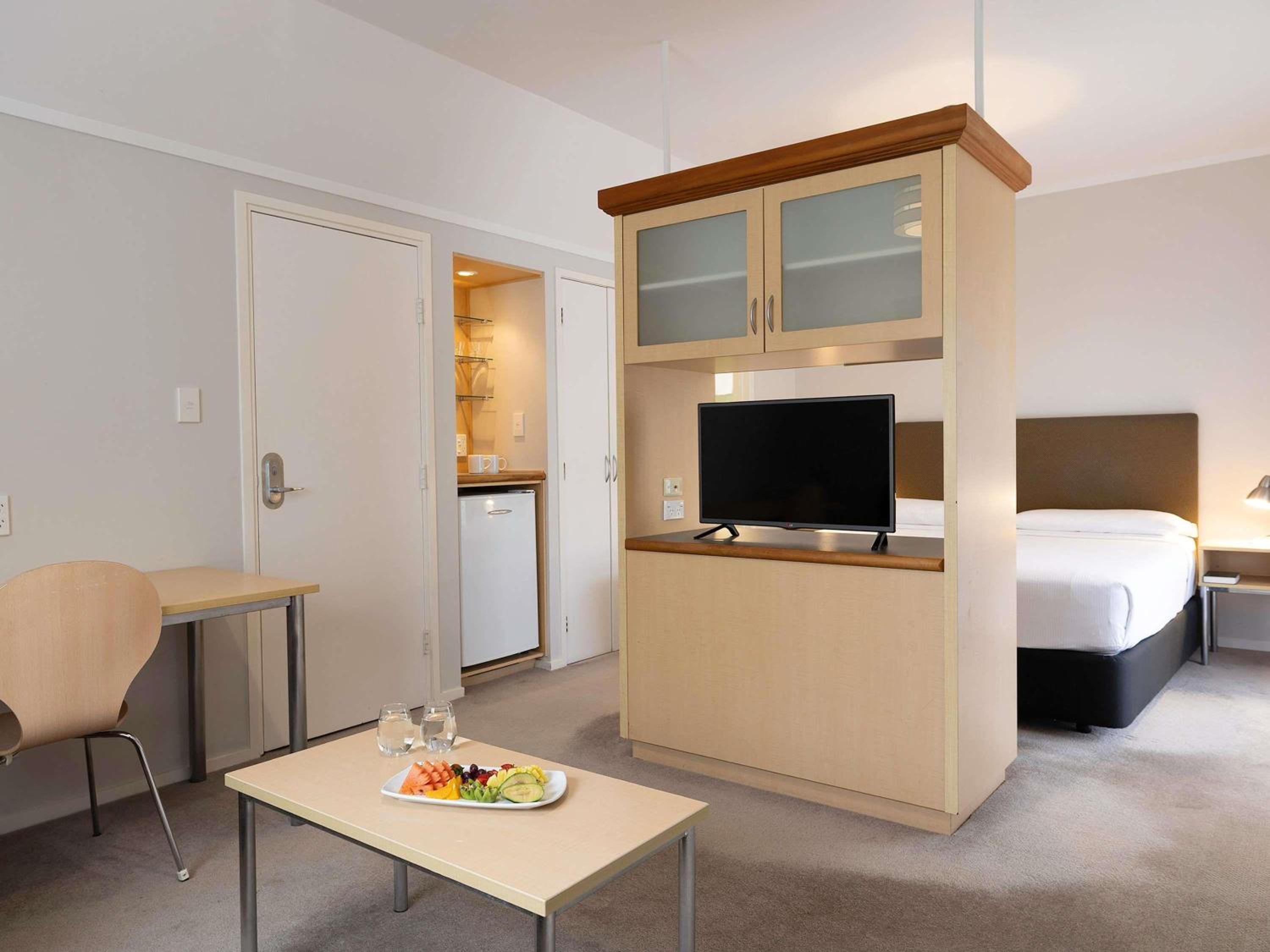 Studio Villa King Bed - Photo 2