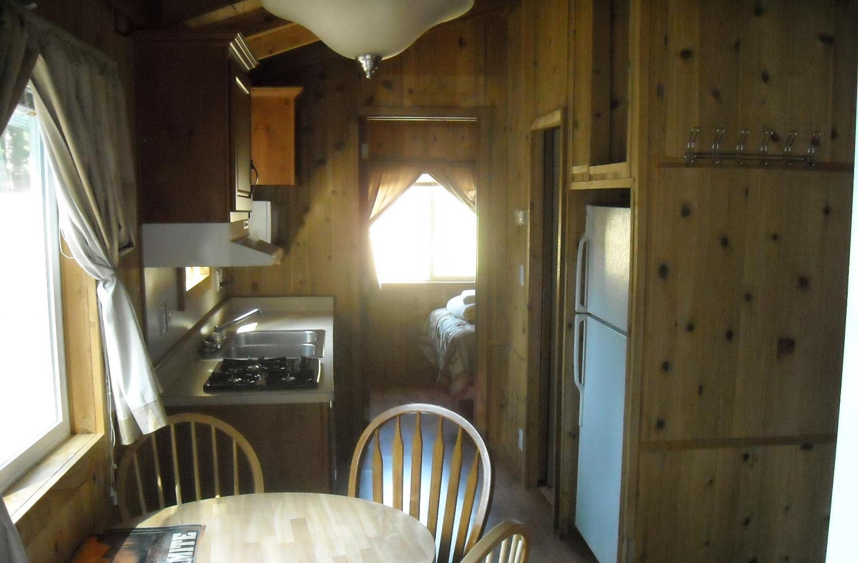 Cabin photo 3