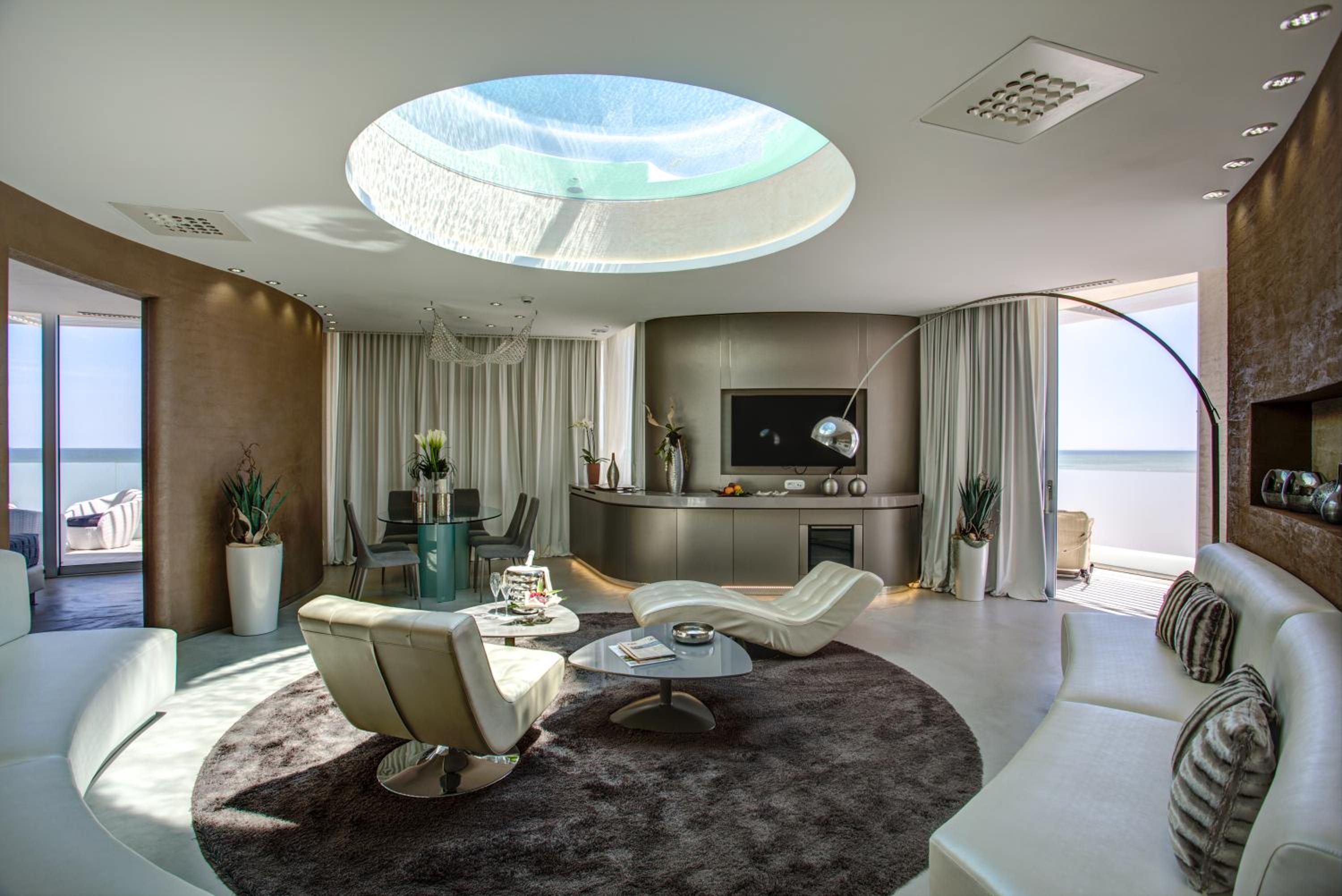 Two-Bedroom Penthouse with Sea View  - Photo 3