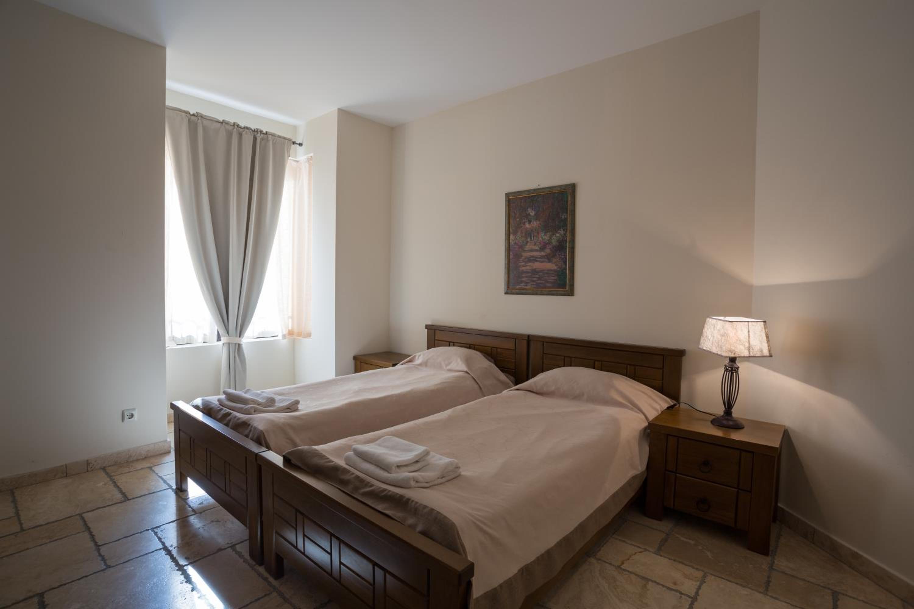 Three-Bedroom Apartment with Balcony and Sea View