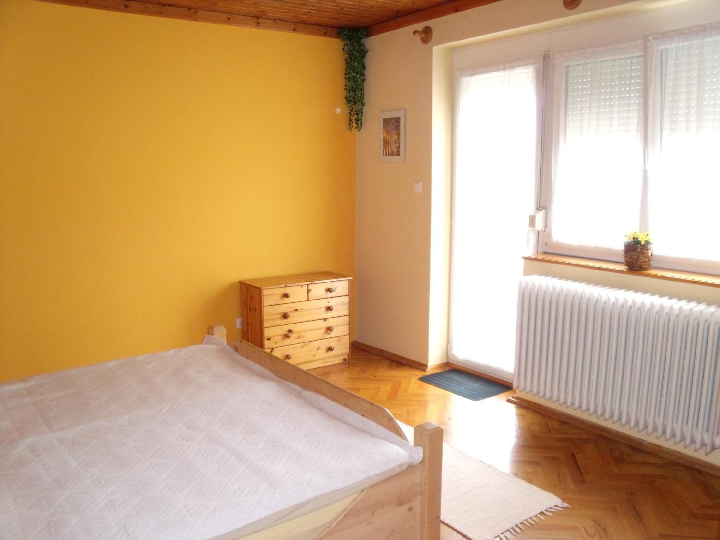 Three-Bedroom Apartment photo 3