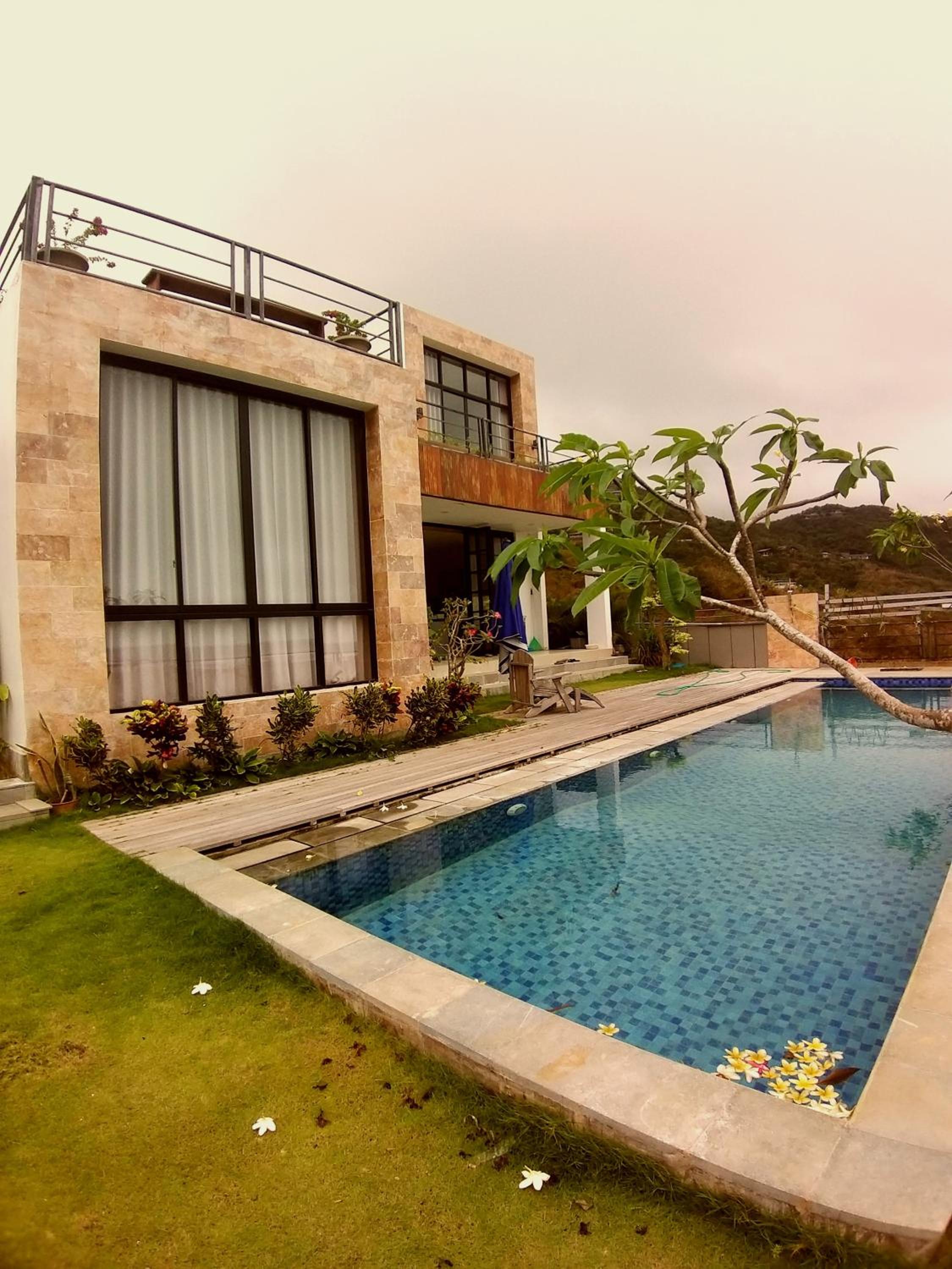 Villa with Sea View photo 3