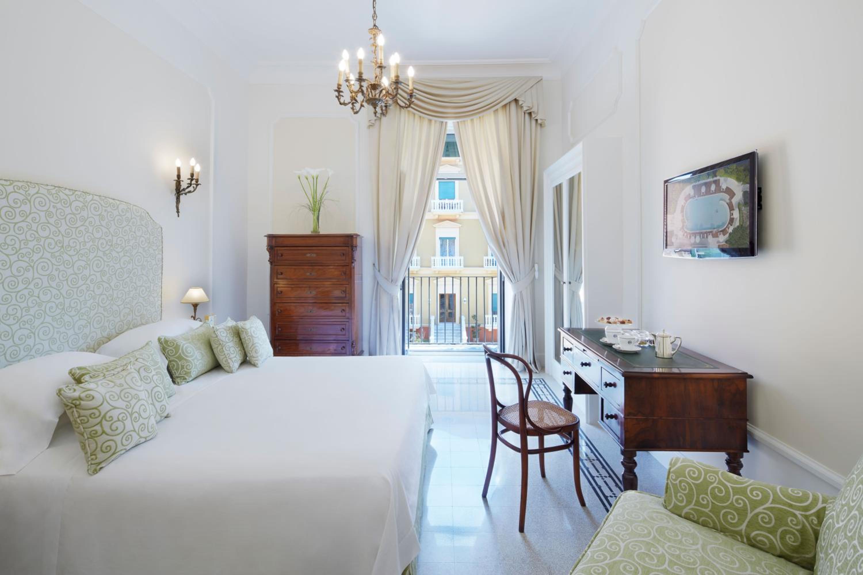  Double Room with garden View - Photo 1