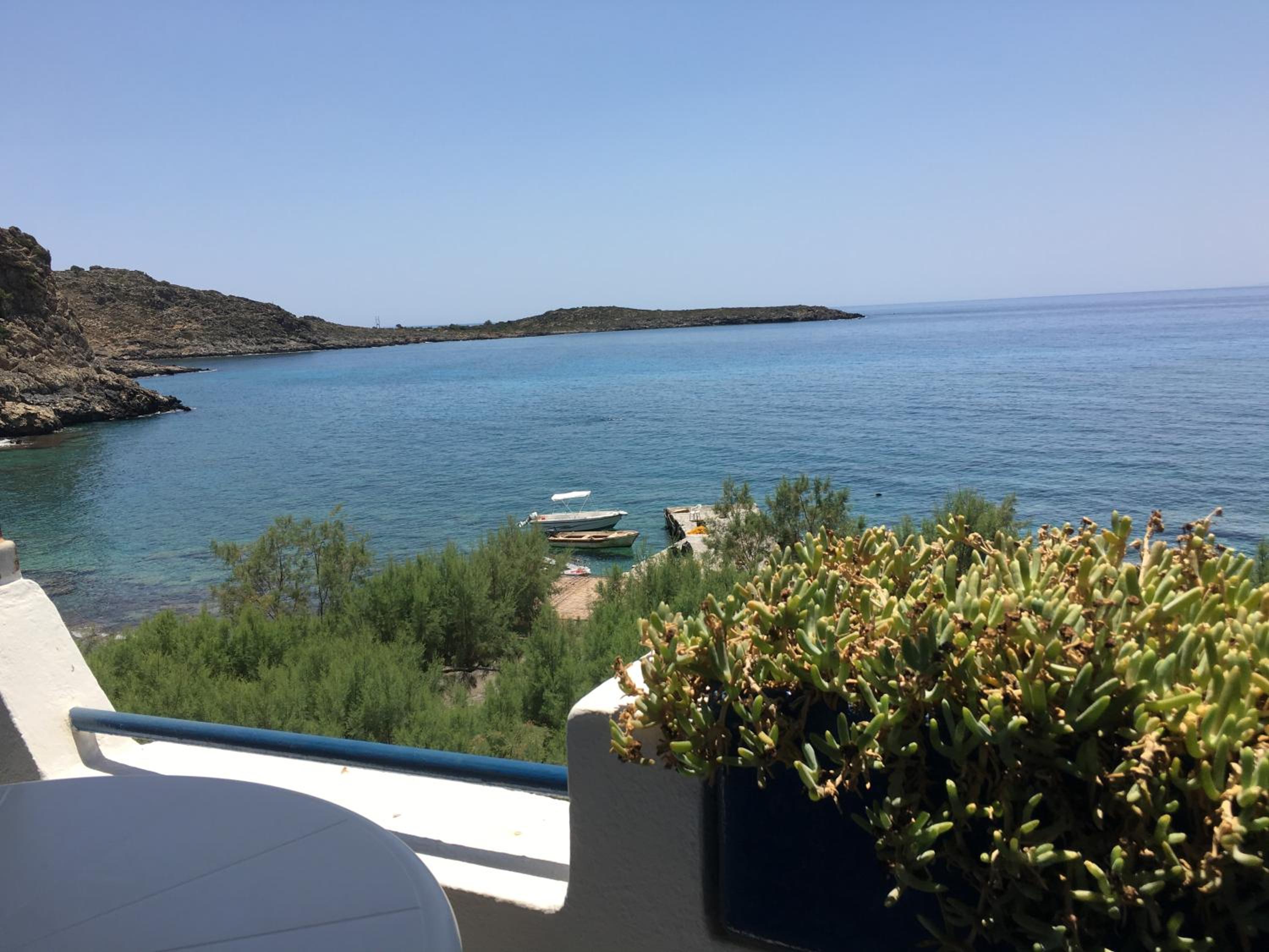 Superior Triple Room with Sea View - Photo 9