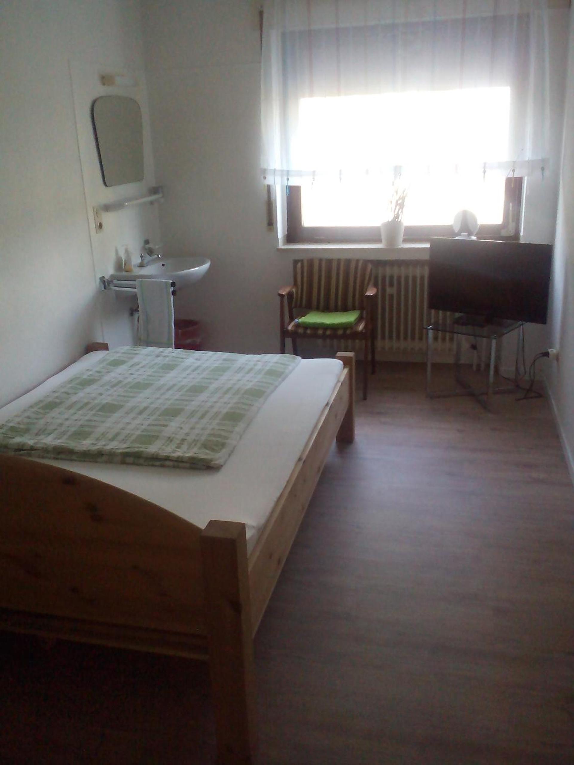 Single Room with Shared Bathroom