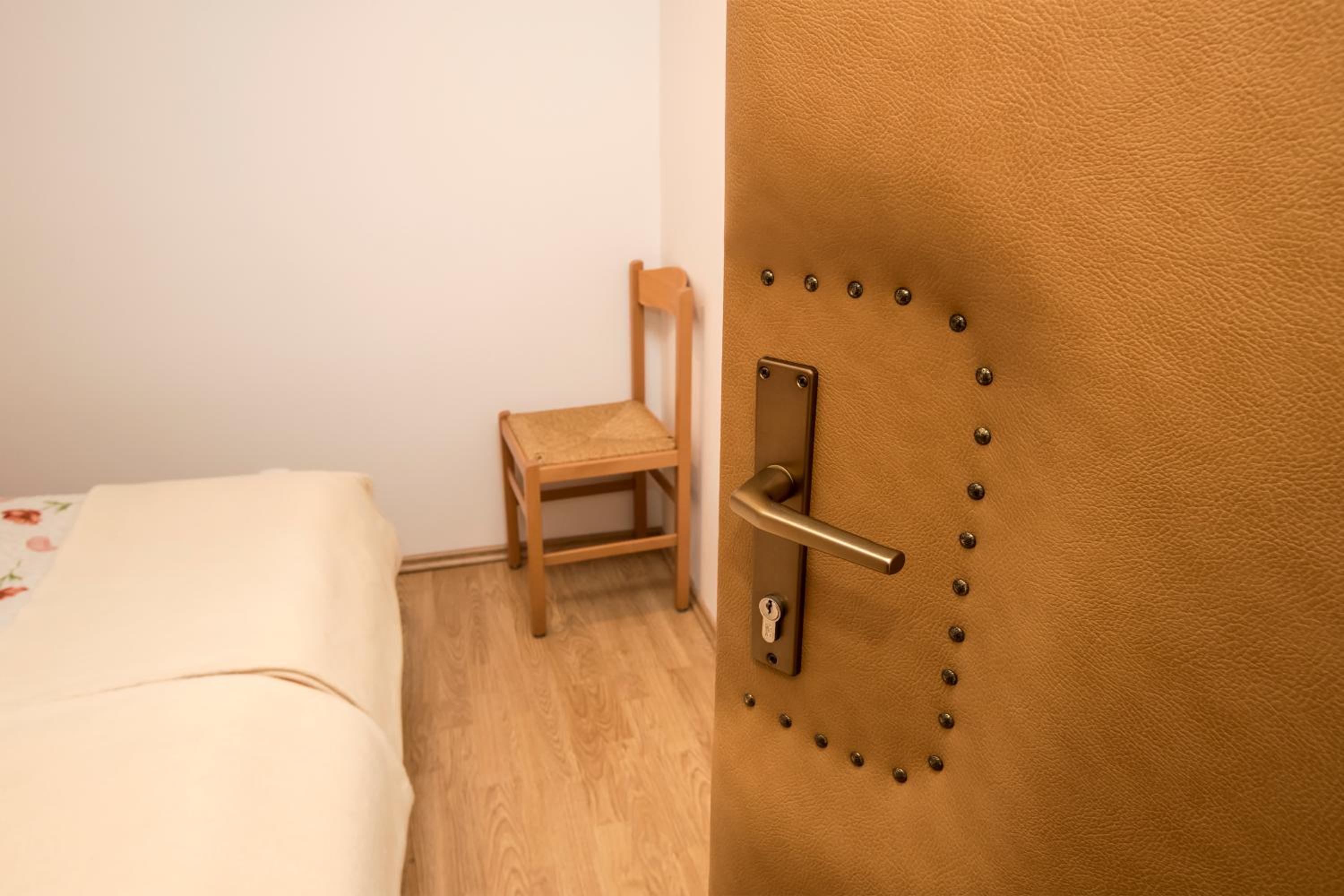 Small Double Room photo 2