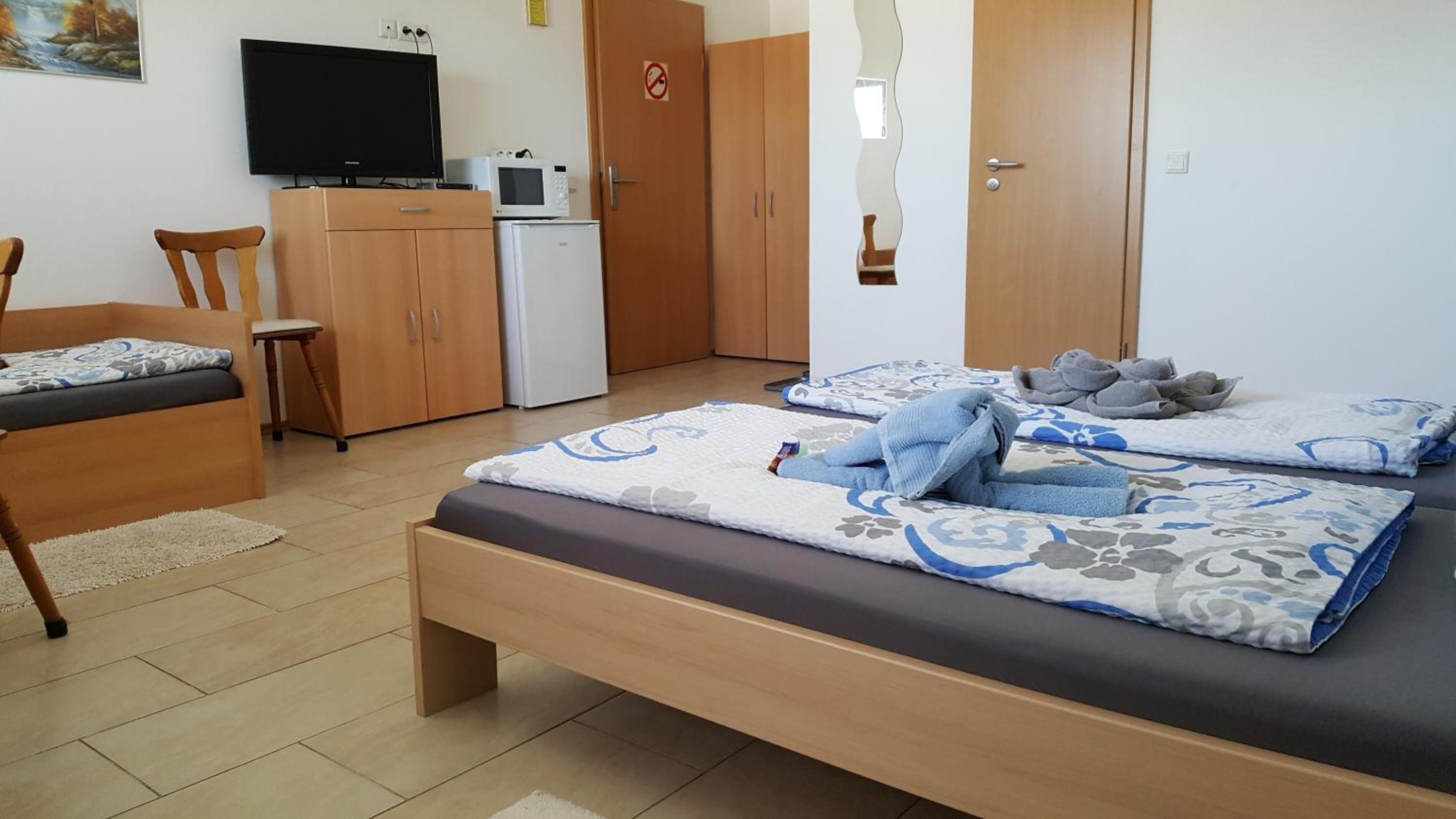 Triple Room - Photo 3