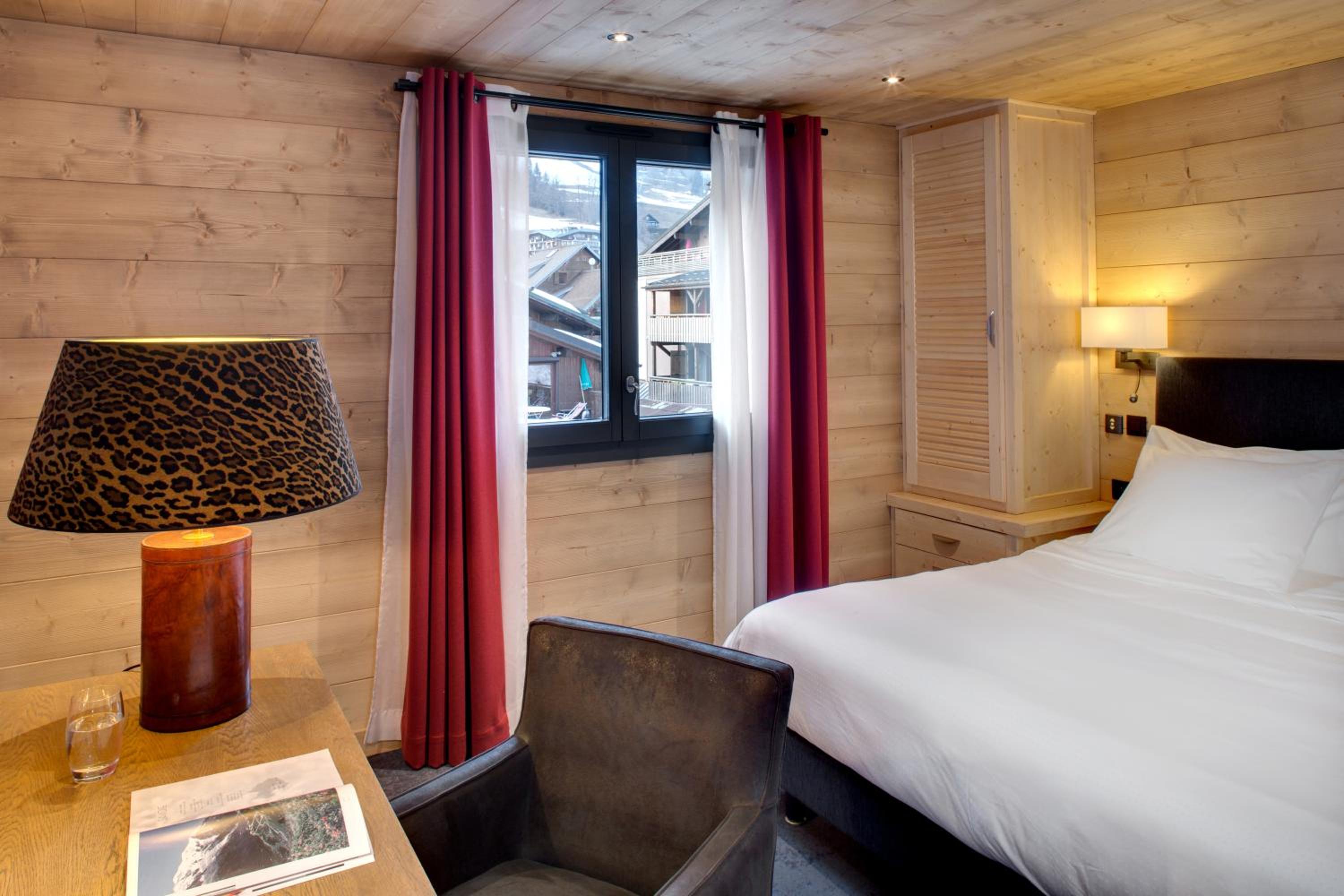 Suite Exception photo 3