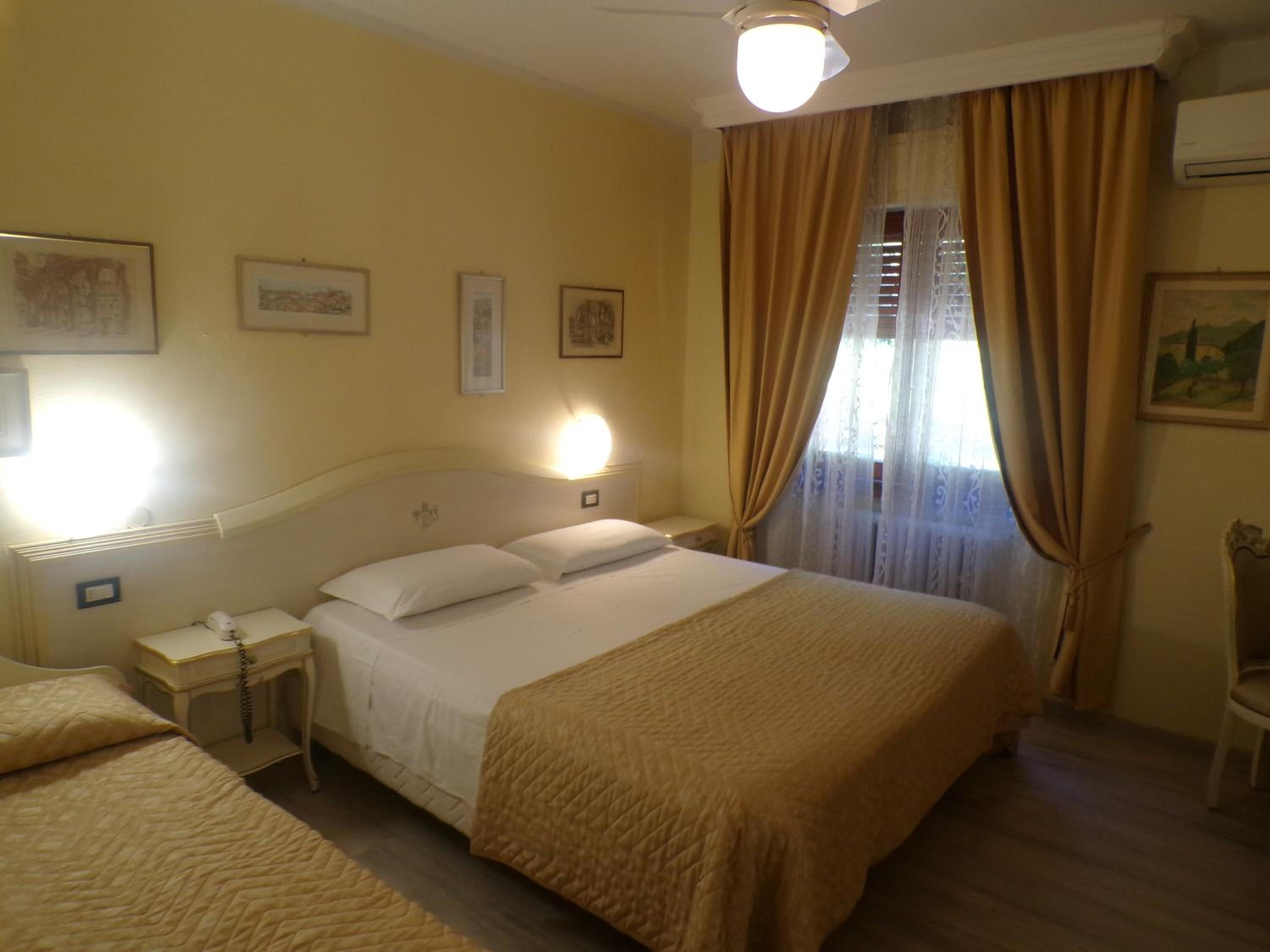 Triple Room photo 3