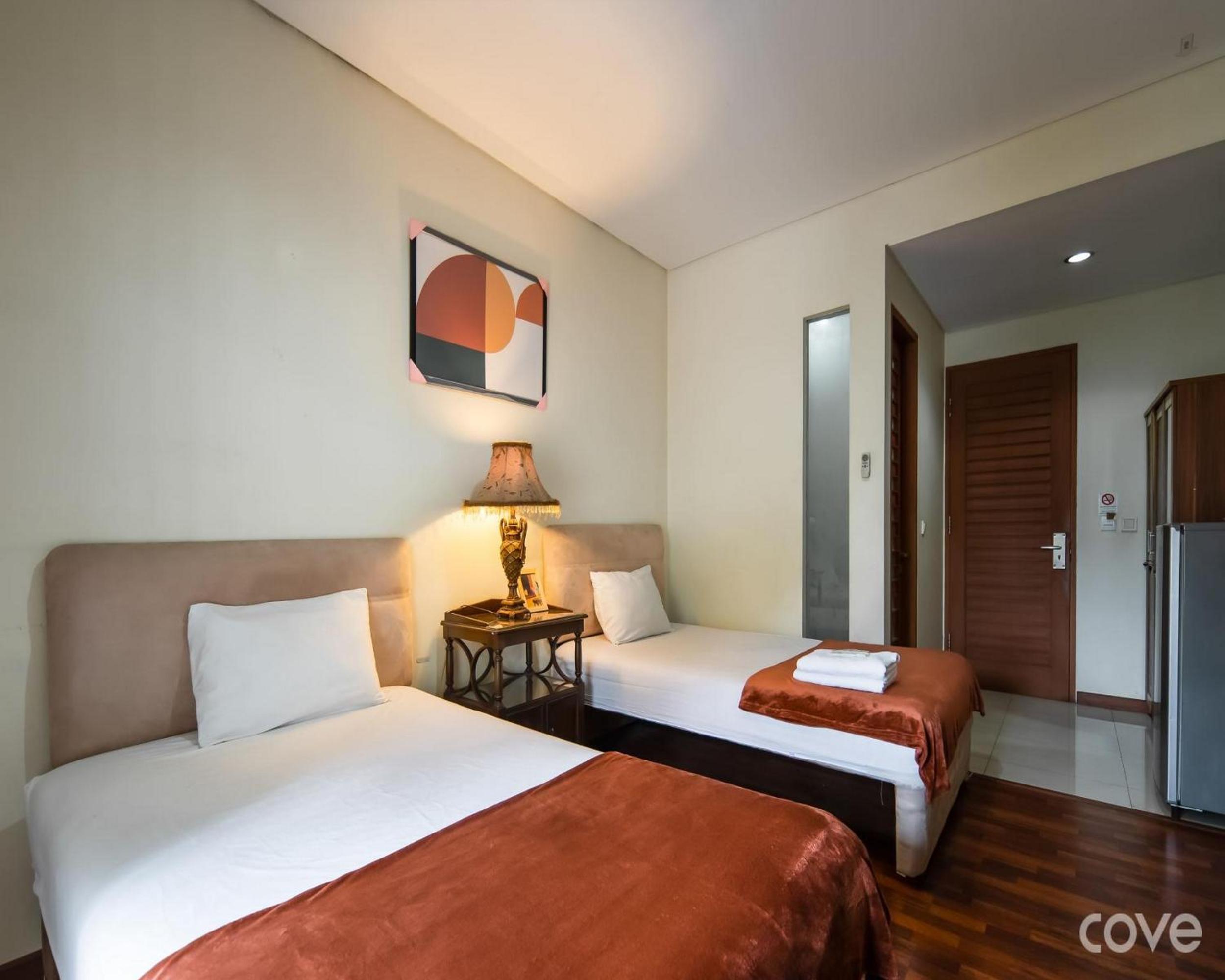 Premium Twin Room - Photo 7