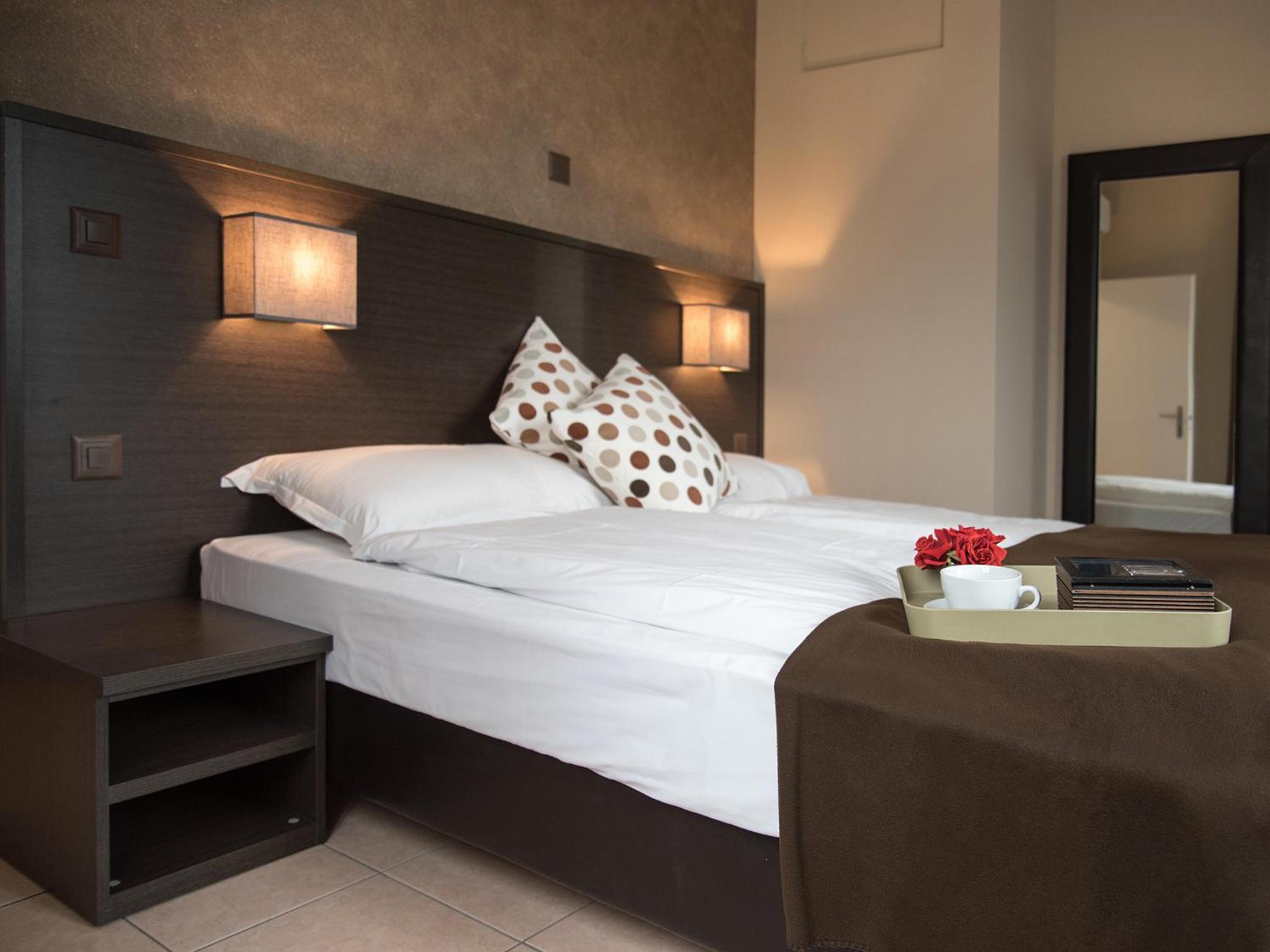 Mini Suite