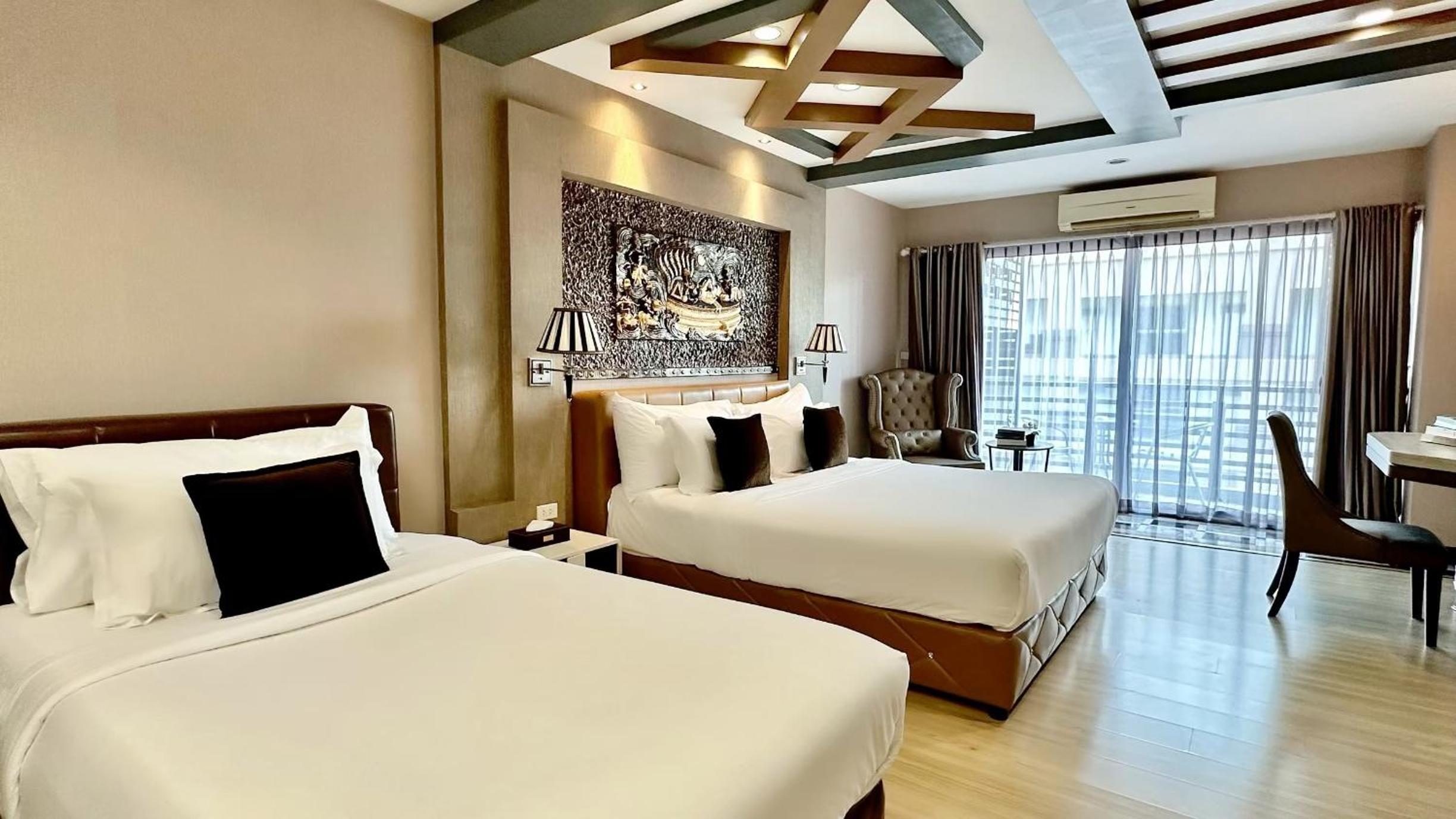 Deluxe Triple Room