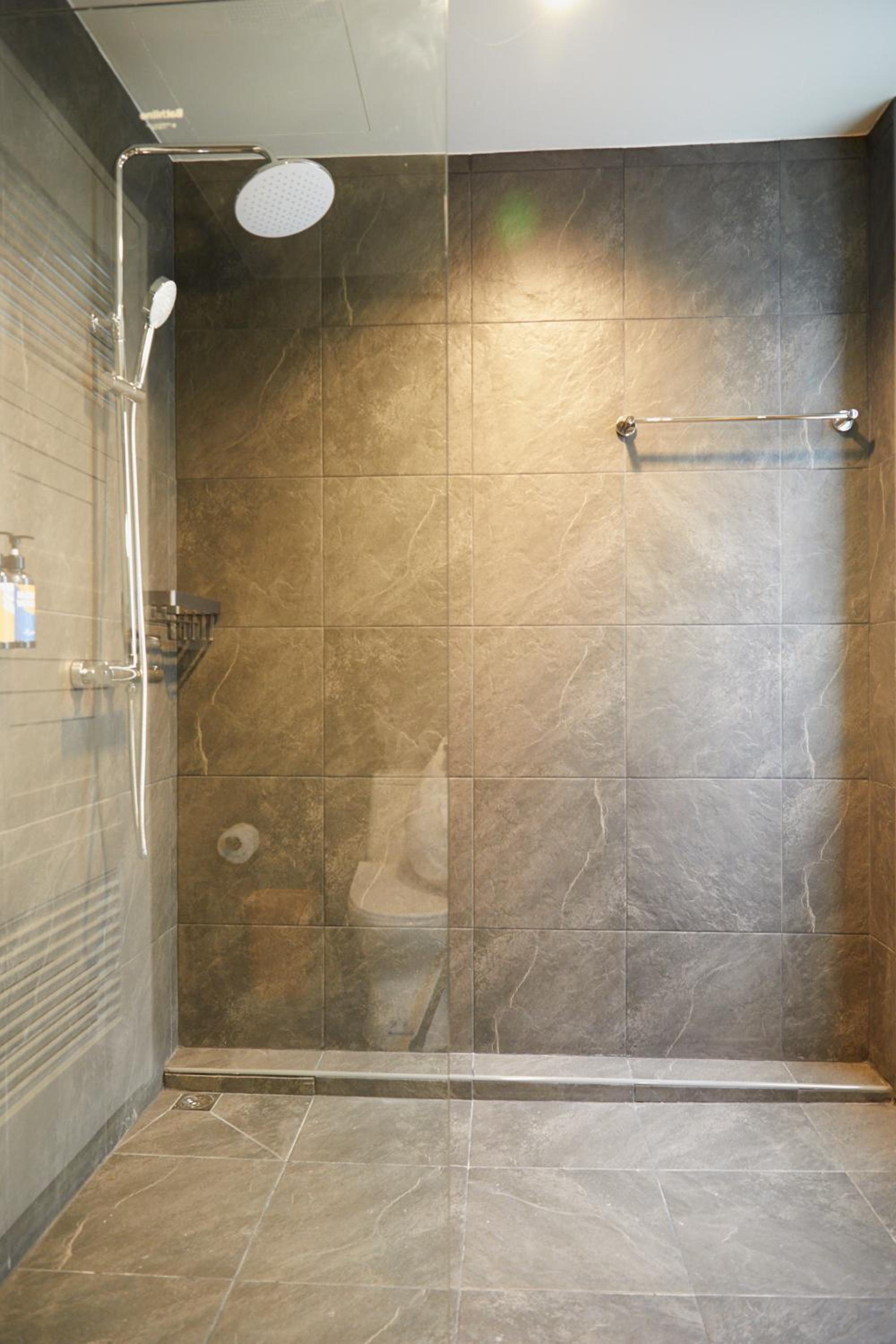 Pet-Friendly Signature Room photo 3