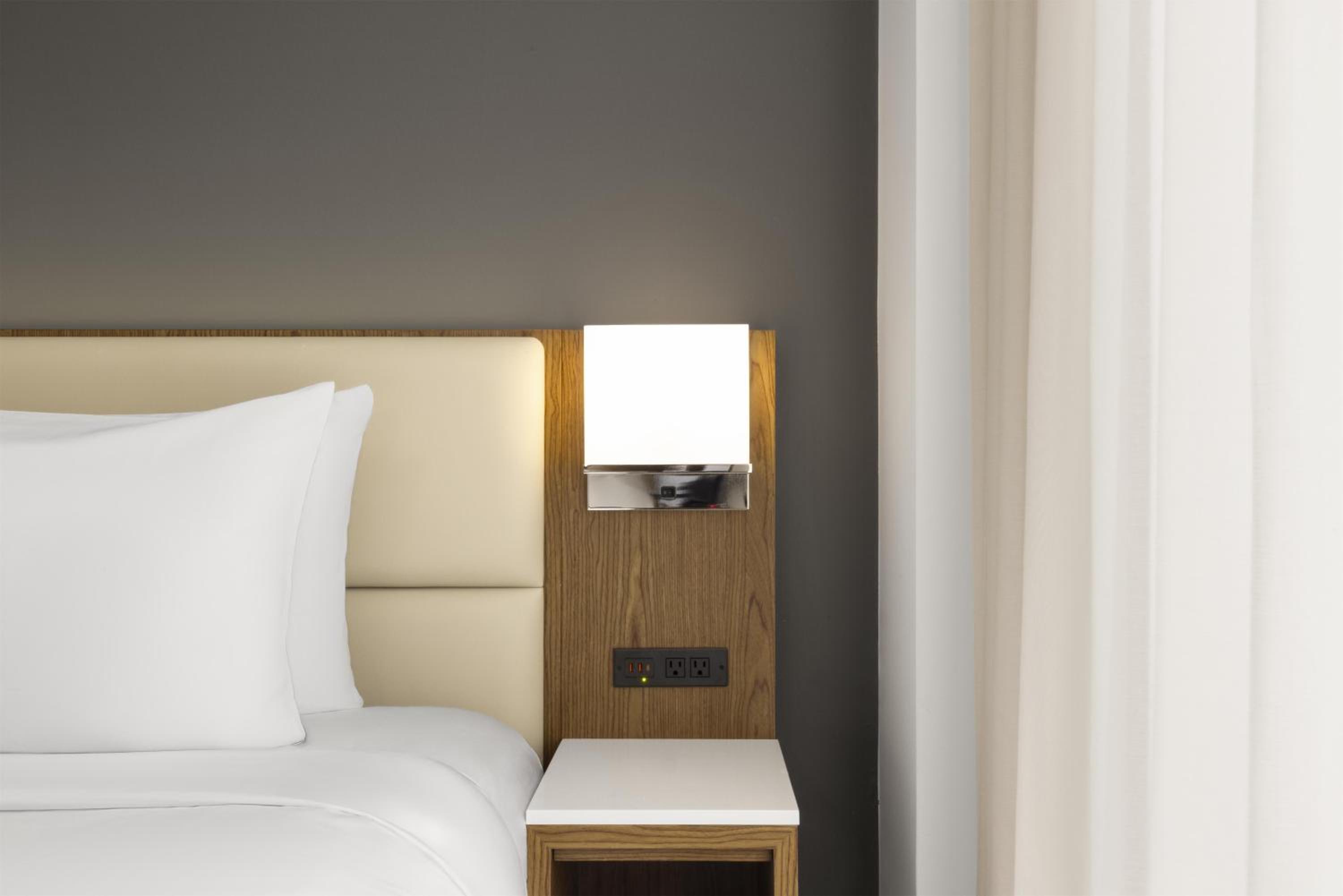 One-Bedroom King Suite with Sofa Bed and Kitchenette - Non-Smoking