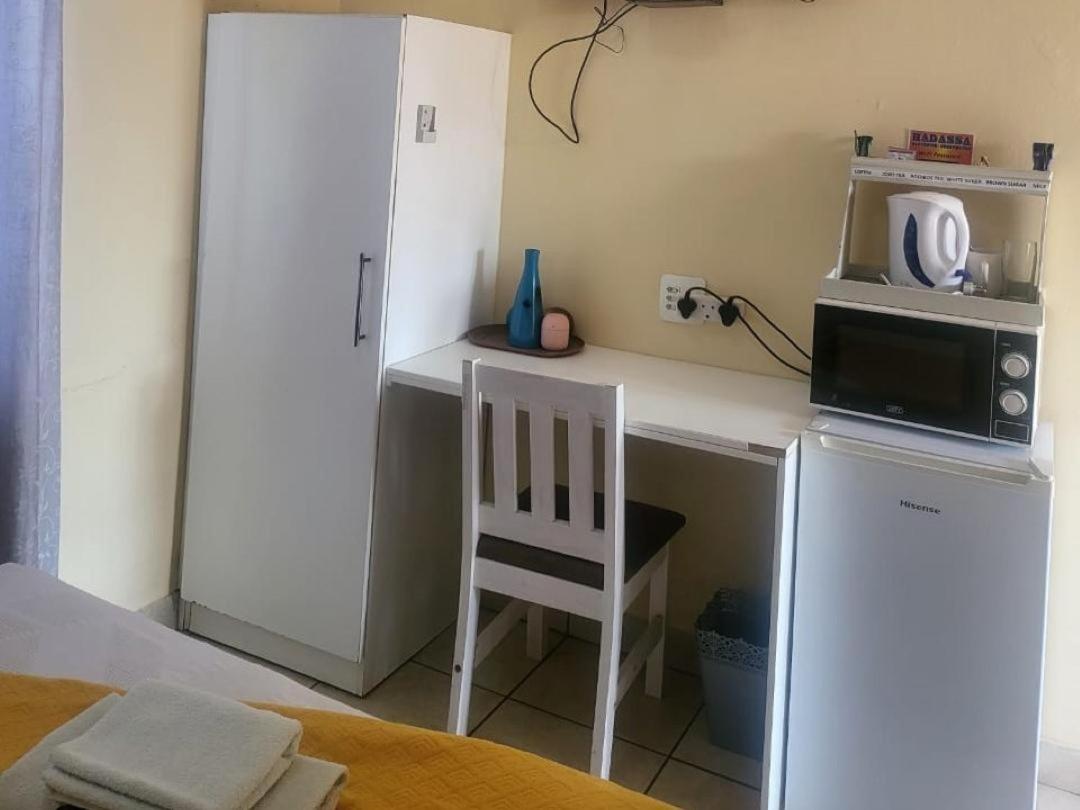 Single Room - Photo 7