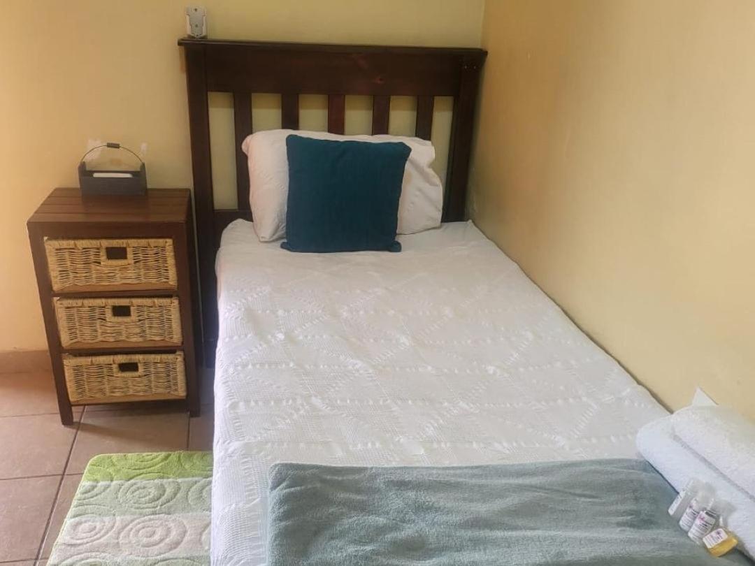 Single Room photo 1